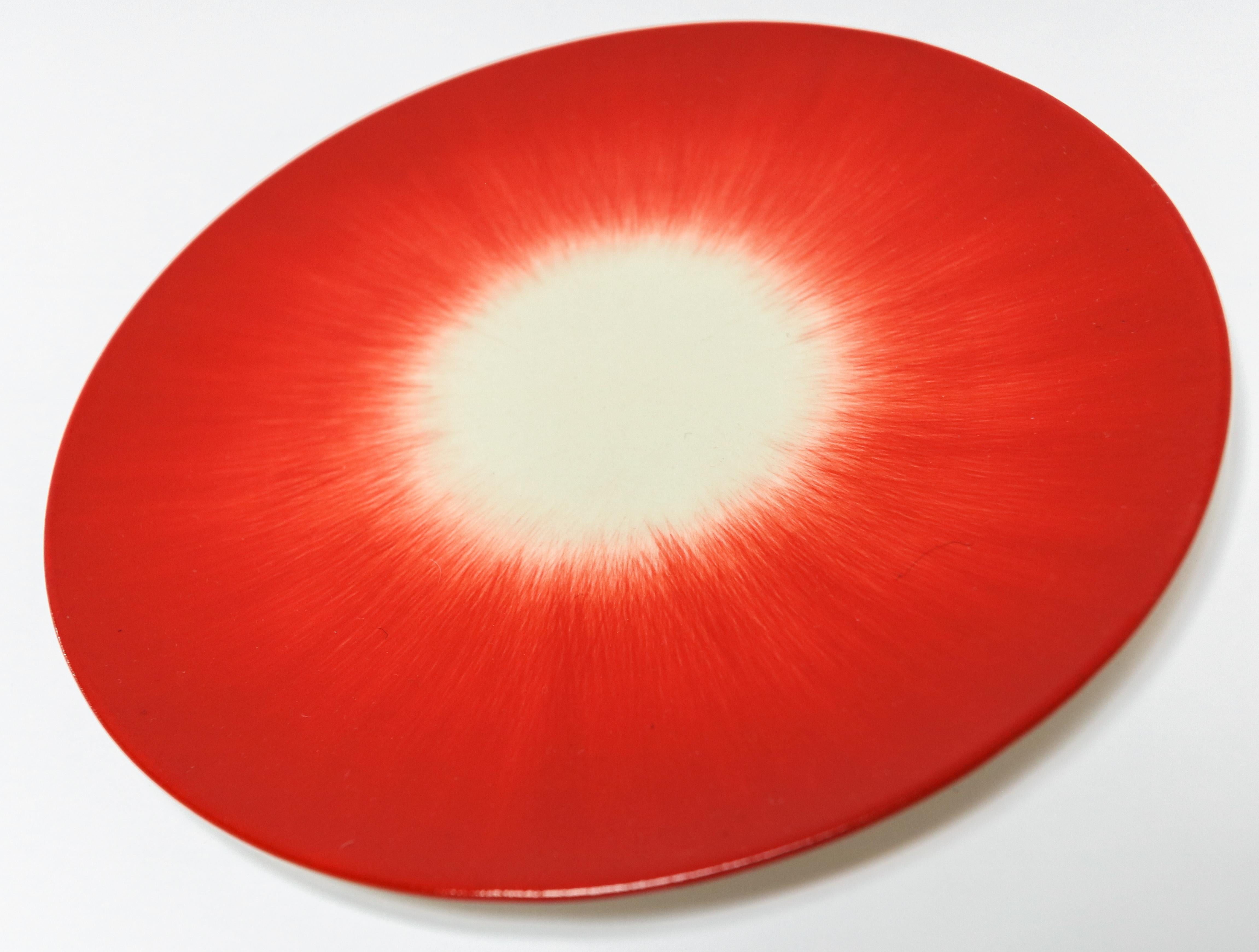 Ann Demeulemeester for Serax Dé Bread Plate in Off White / Red In New Condition In Los Angeles, CA