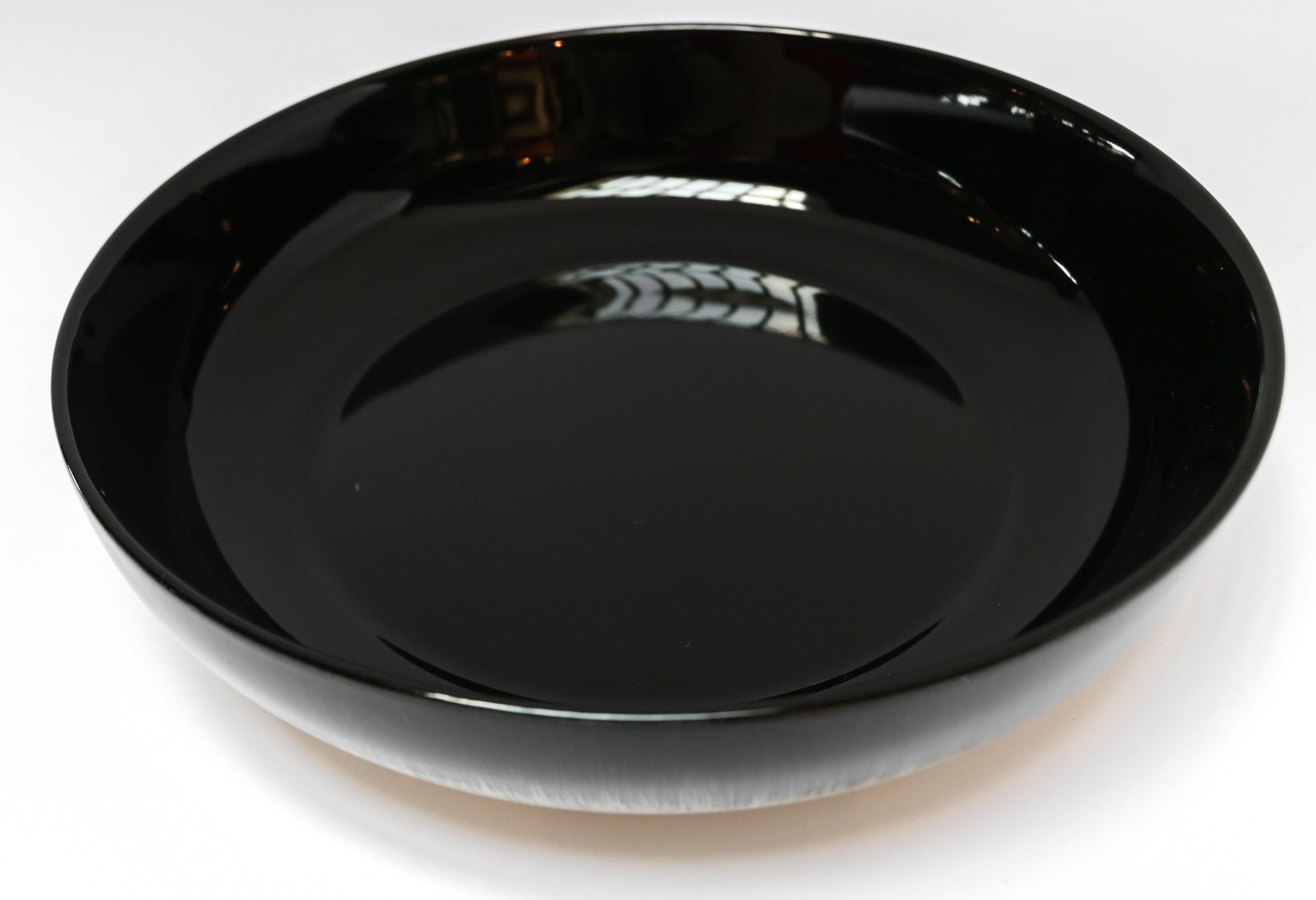 Belgian Ann Demeulemeester for Serax Dé Medium High Plate / Bowl in off White / Black