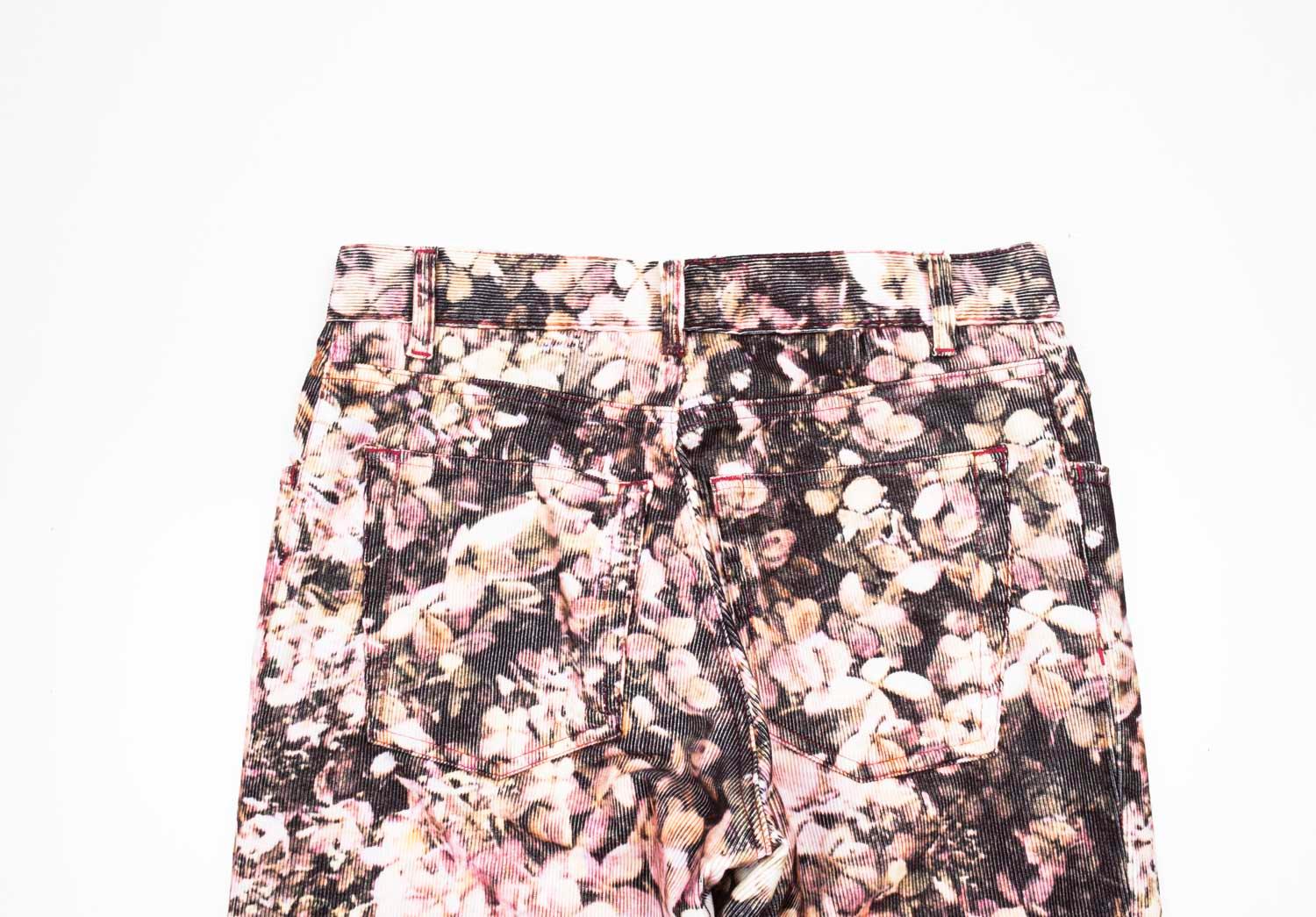 Vaqueros Ann Demeulemeester de pana con estampado floral para hombre Talla pequeña en Excelente estado para la venta en Kaunas, LT
