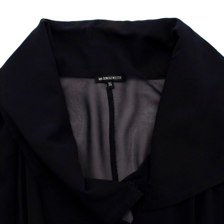 Ann Demeulemeester Marineblaue asymmetrische Seidenbluse aus reiner Seide im Zustand „Hervorragend“ in London, GB