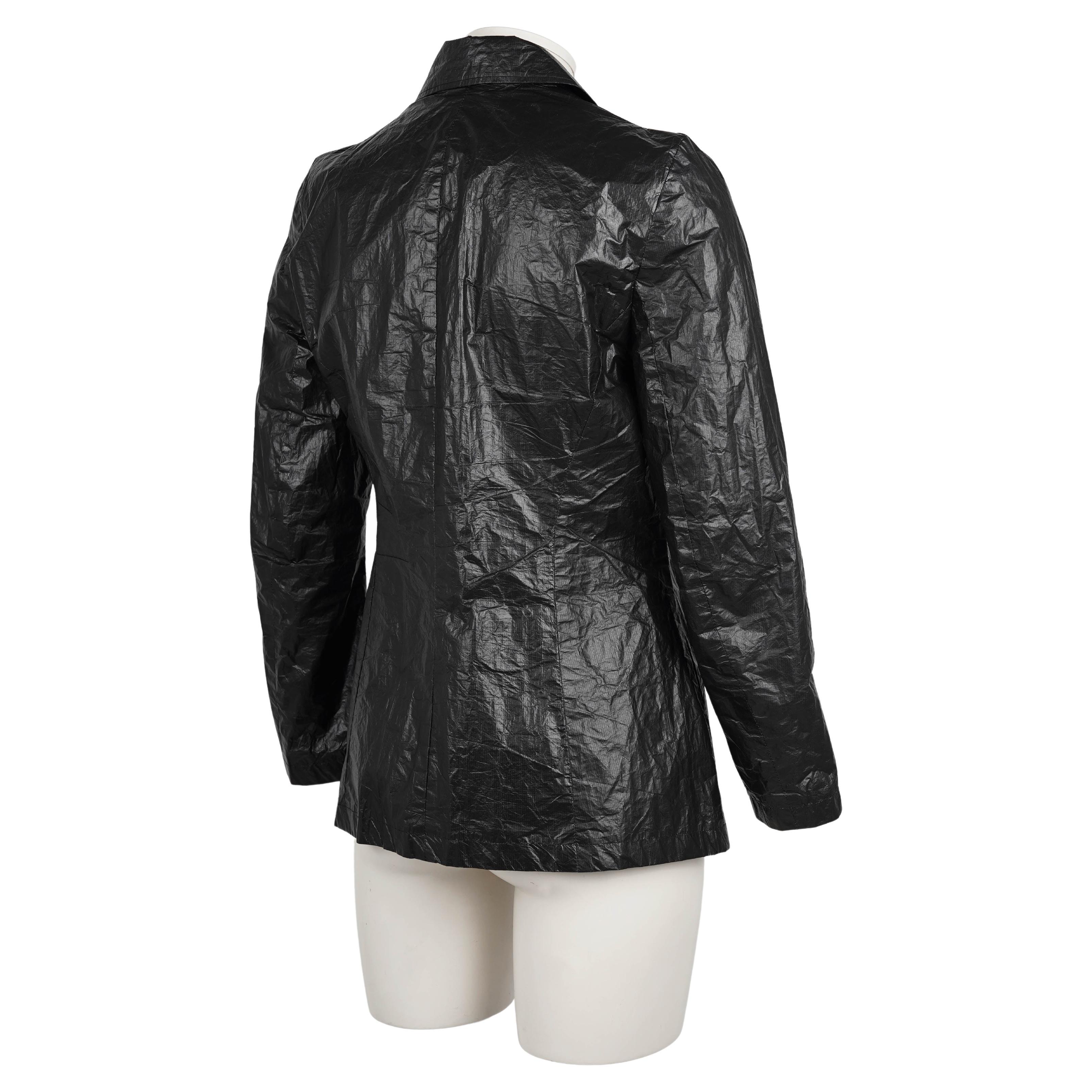 Ann Demeulemeester S/S 1996 Schwarzer Polyethylen-Blazer - Seltenes Runway-Stück im Angebot 1