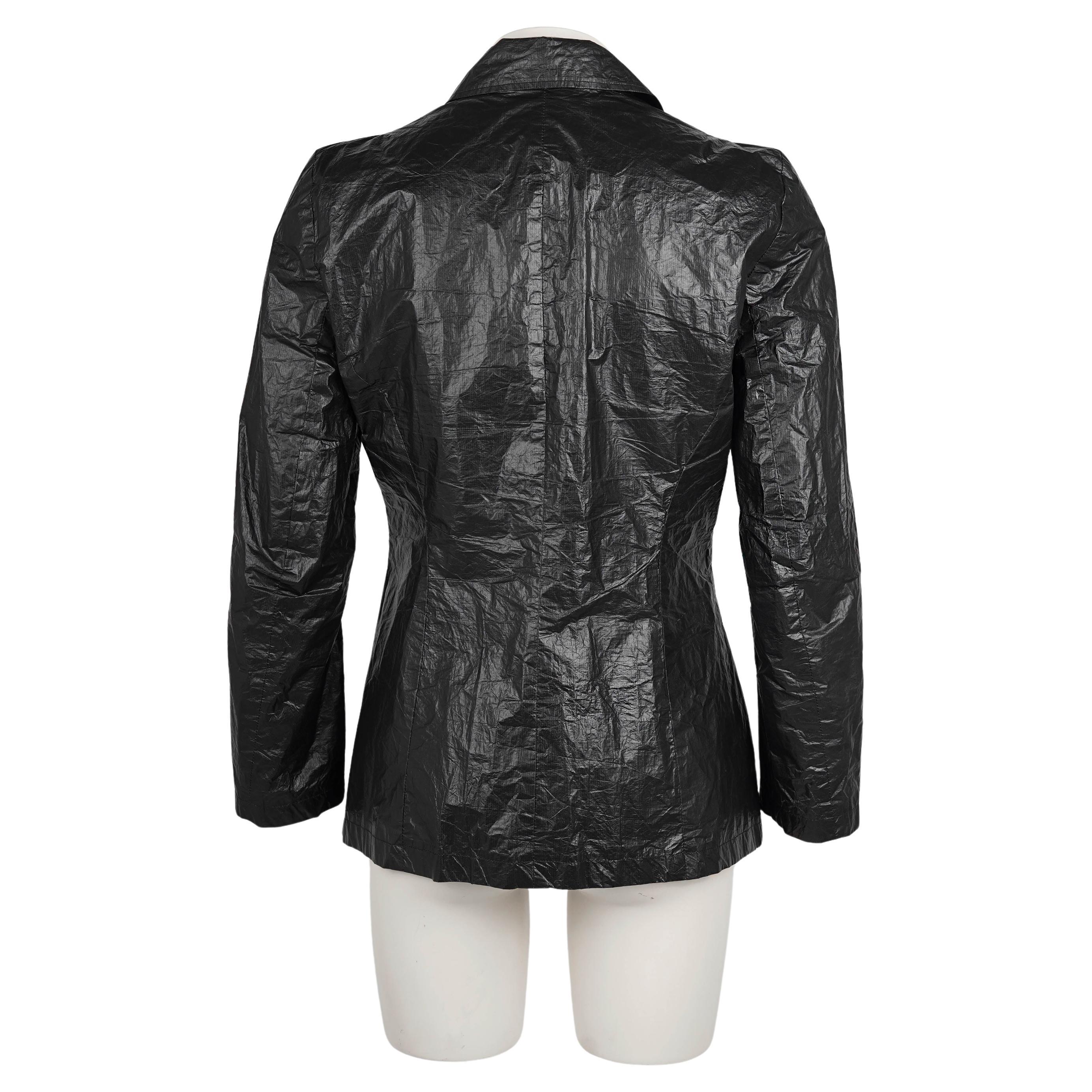 Ann Demeulemeester S/S 1996 Schwarzer Polyethylen-Blazer - Seltenes Runway-Stück im Angebot 2