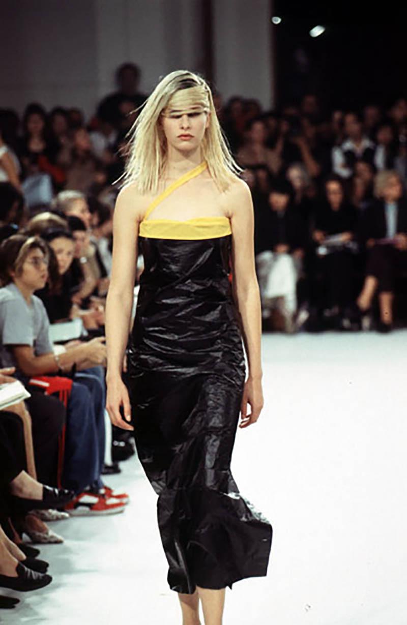 Ann Demeulemeester S/S 1996 Schwarzer Polyethylen-Blazer - Seltenes Runway-Stück im Angebot 4