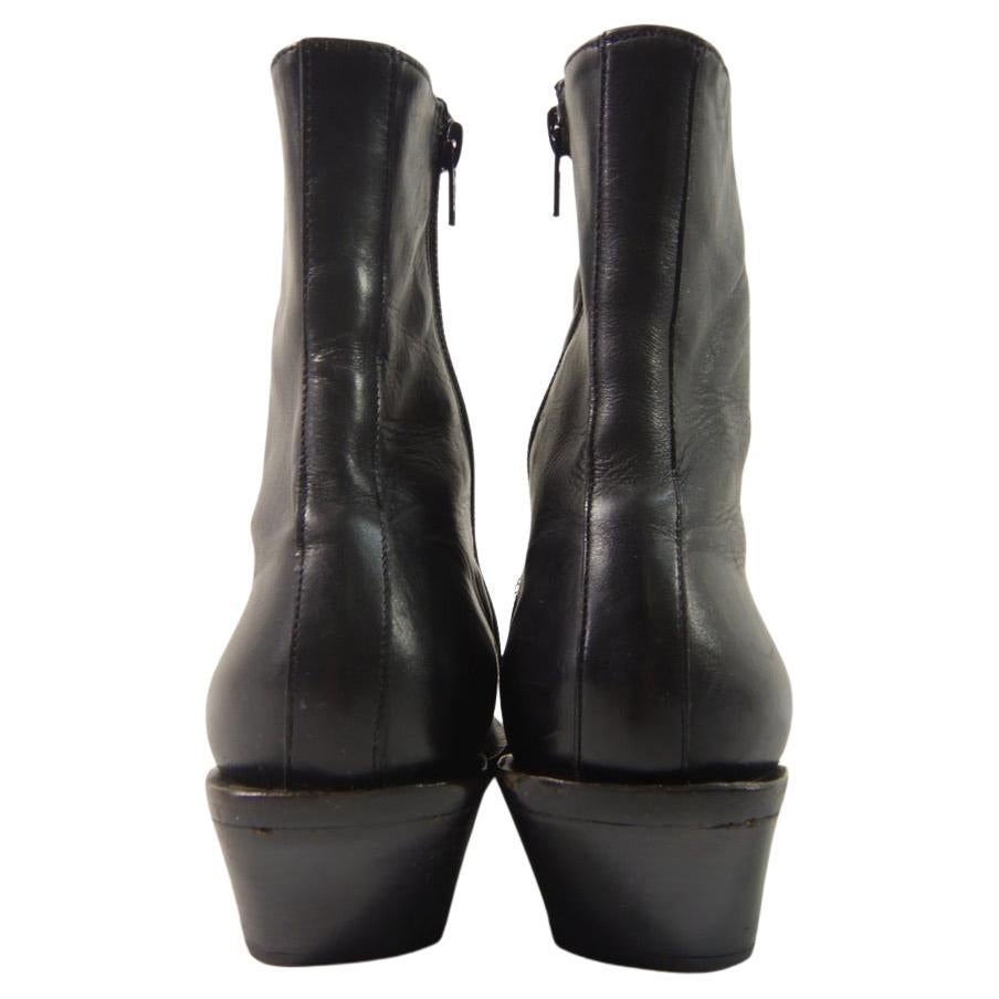 Ann Demeulemeester Slant Heel Black Leather Boots In Fair Condition For Sale In Oakland, CA