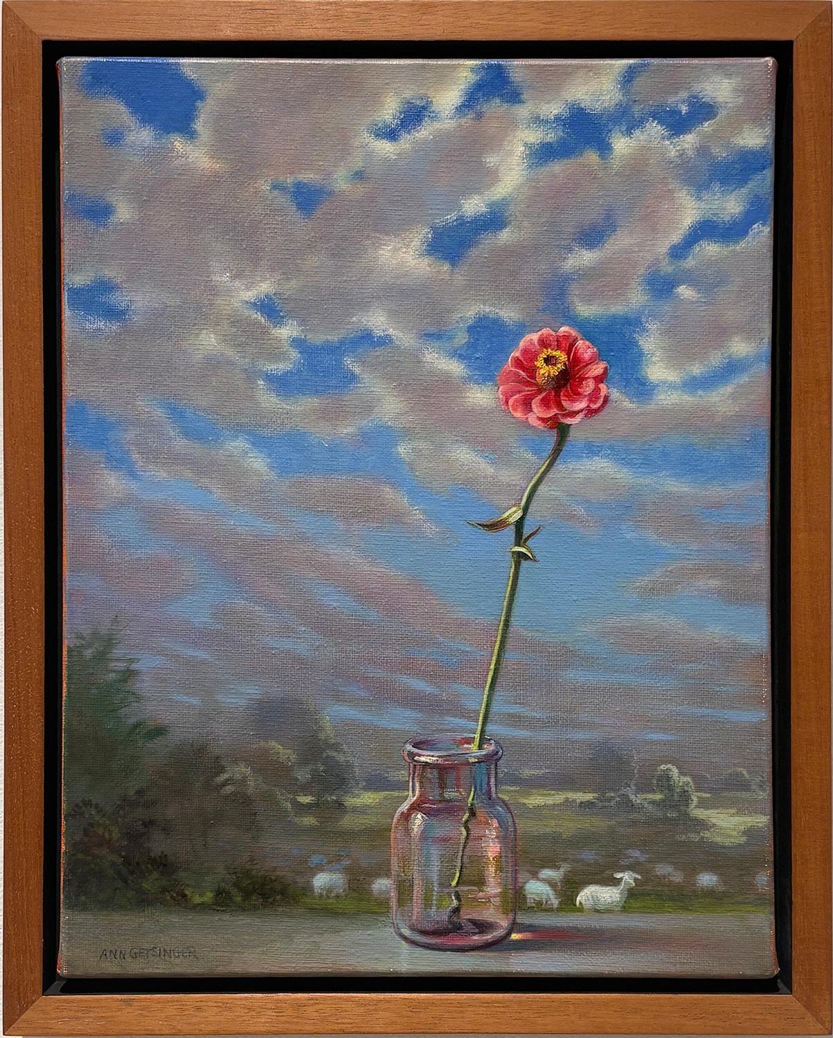 Herde und Zinnie (Rosa Zinnien-Stillleben mit Schafen und Wolkenlandschaft) – Painting von Ann Getsinger