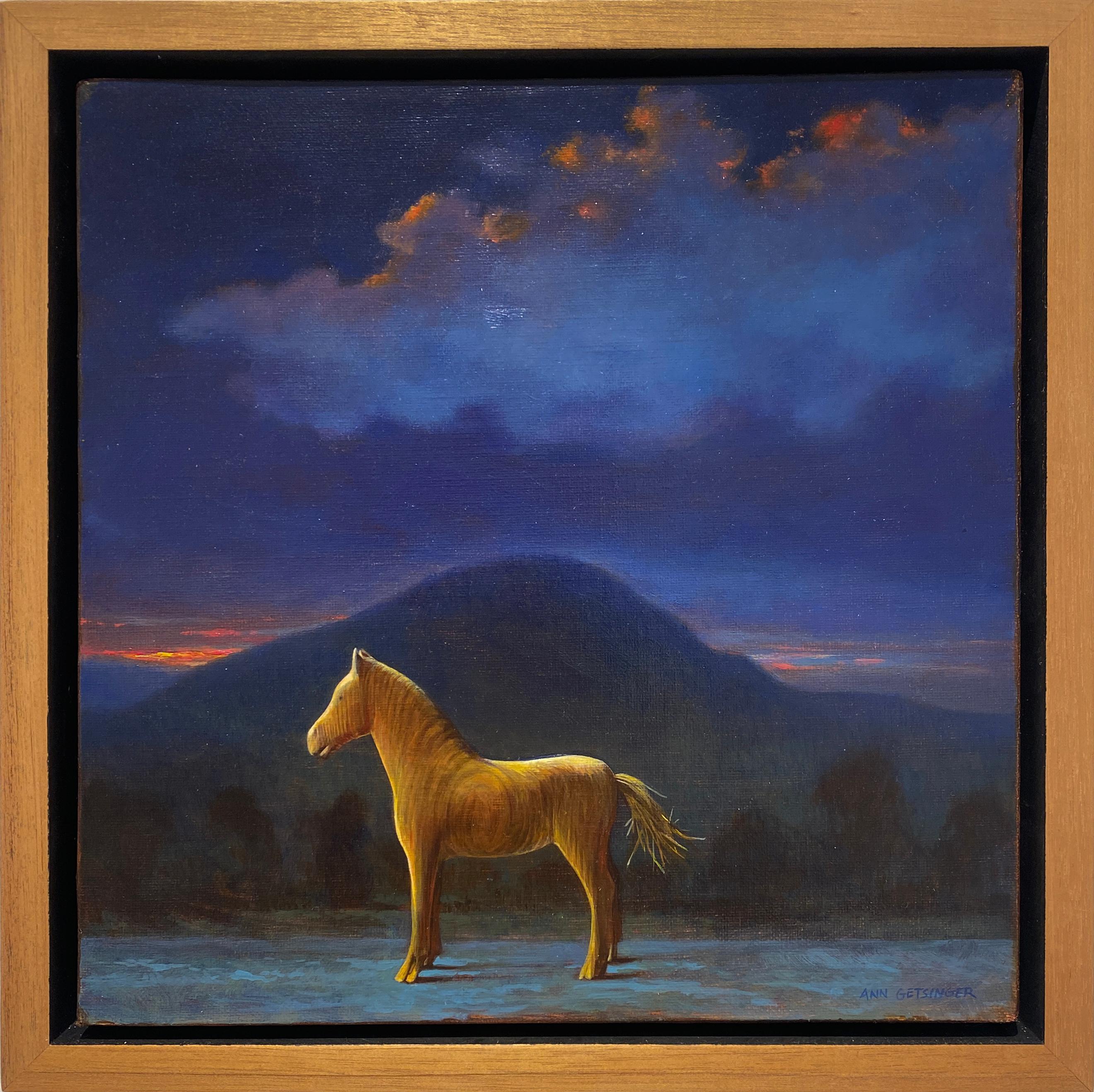 Serie Cavallo giocattolo: Notte (Natura morta realistica con cavallo giocattolo contro il cielo notturno) - Painting di Ann Getsinger