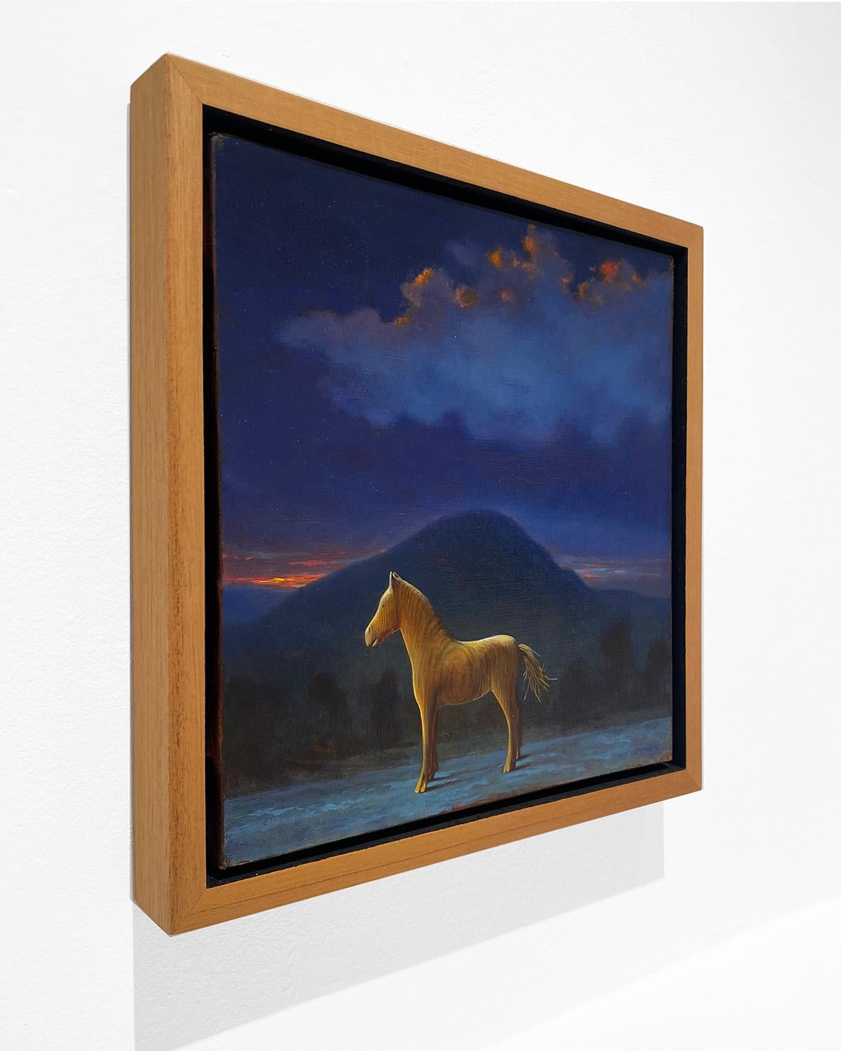 Serie Cavallo giocattolo: Notte (Natura morta realistica con cavallo giocattolo contro il cielo notturno) in vendita 3