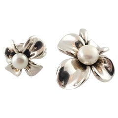Ann King Sterling Silver Pearl Flower Ring & Pendant Set #17910