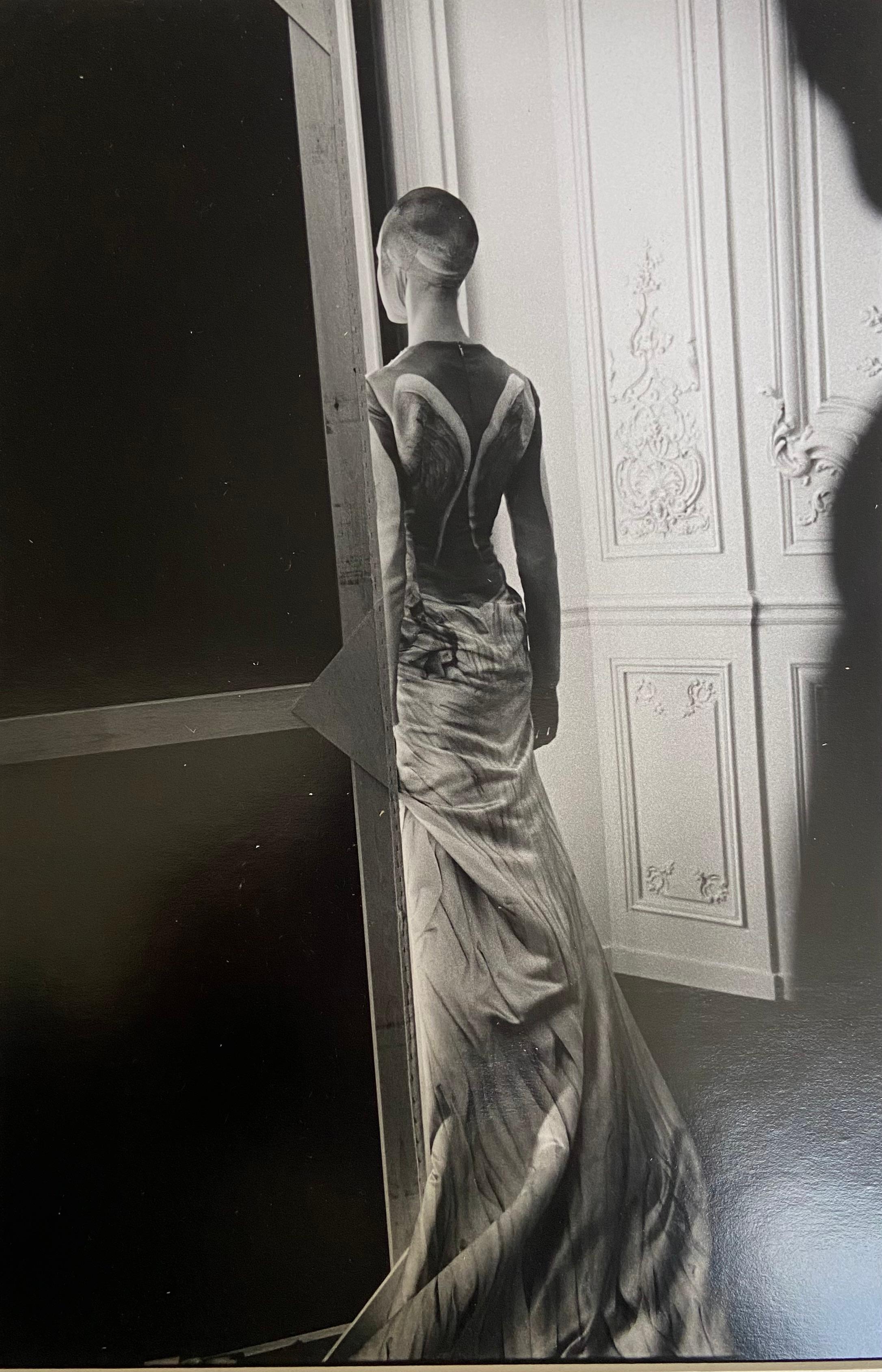 Don't Look Back II - Photograph by Ann Ray 