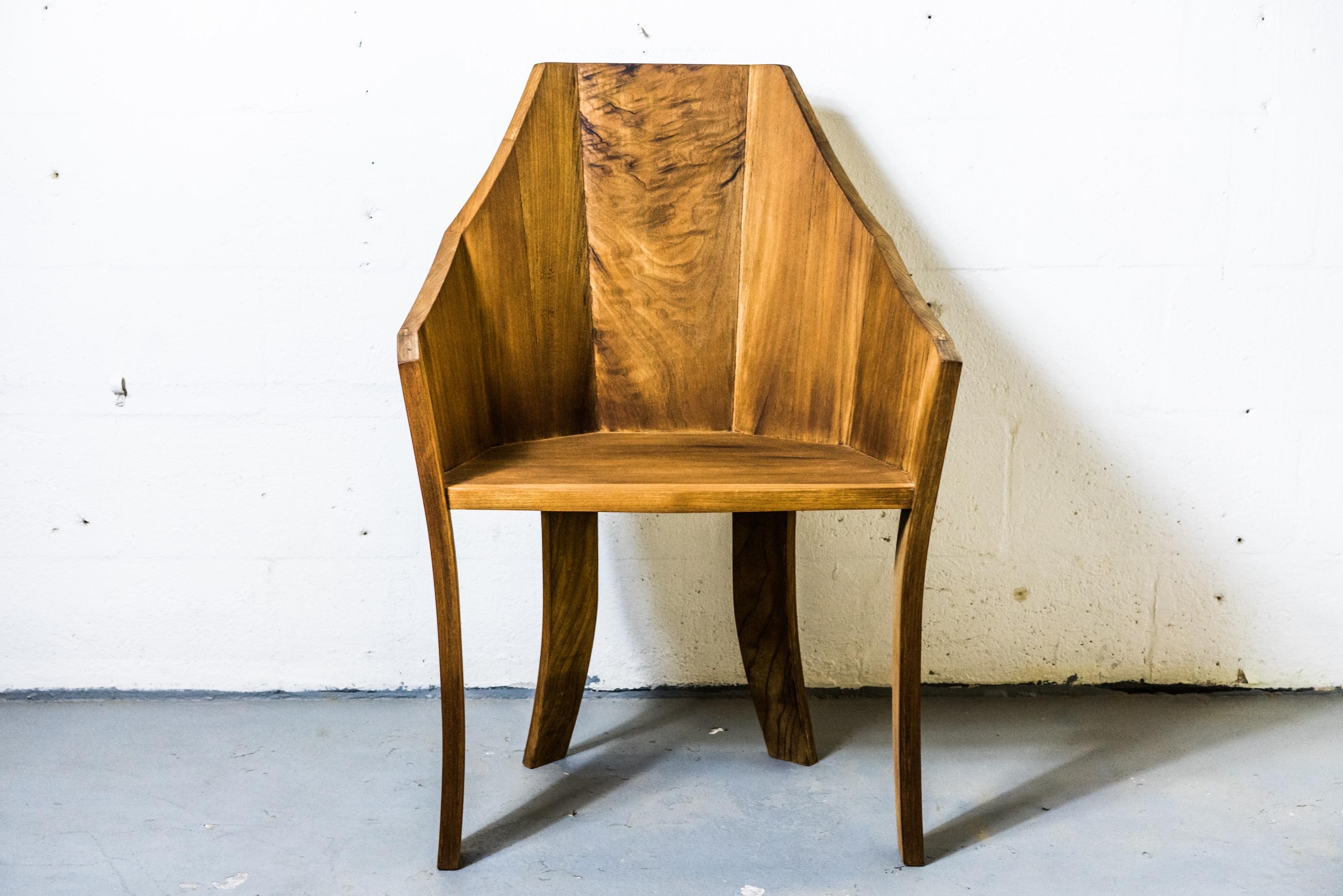Sedia Anna, in legno di cedro di vecchia crescita, disegnata e realizzata a mano da Rafael Calvo in vendita 1