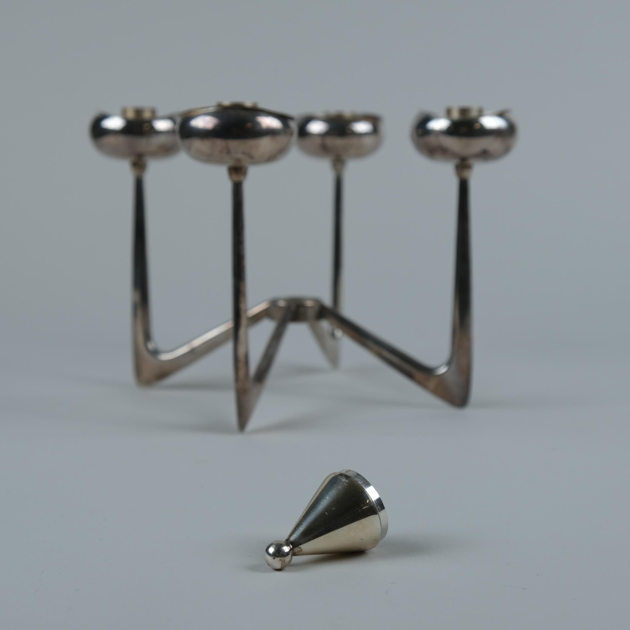 Argento Anna-Greta Eker Portacandele futuristico in argento, Auran Kultaseppä 1963 in vendita