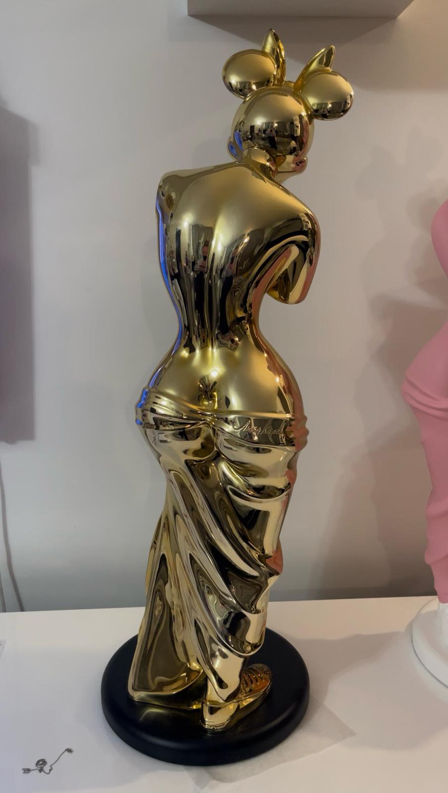 Minnie Mello Klein Gold - Sculpture by Anna Kara