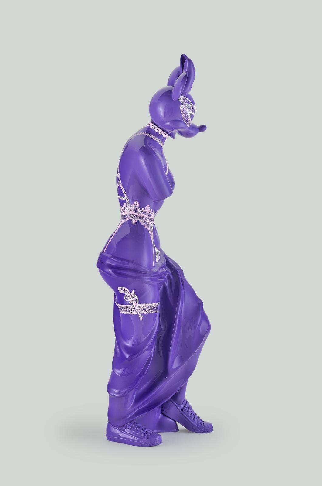 Minnie Mello Klein Purple - Pop Art Sculpture by Anna Kara