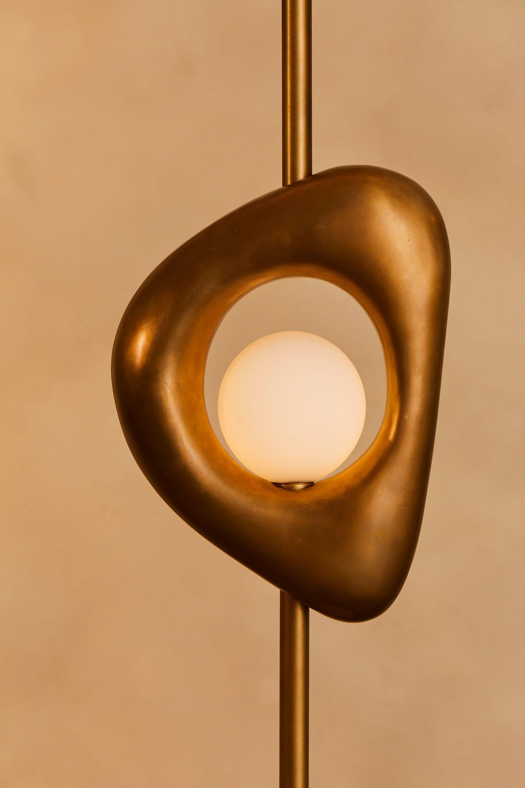 Anna Karlin-Leuchte in Form einer Bronze (amerikanisch) im Angebot