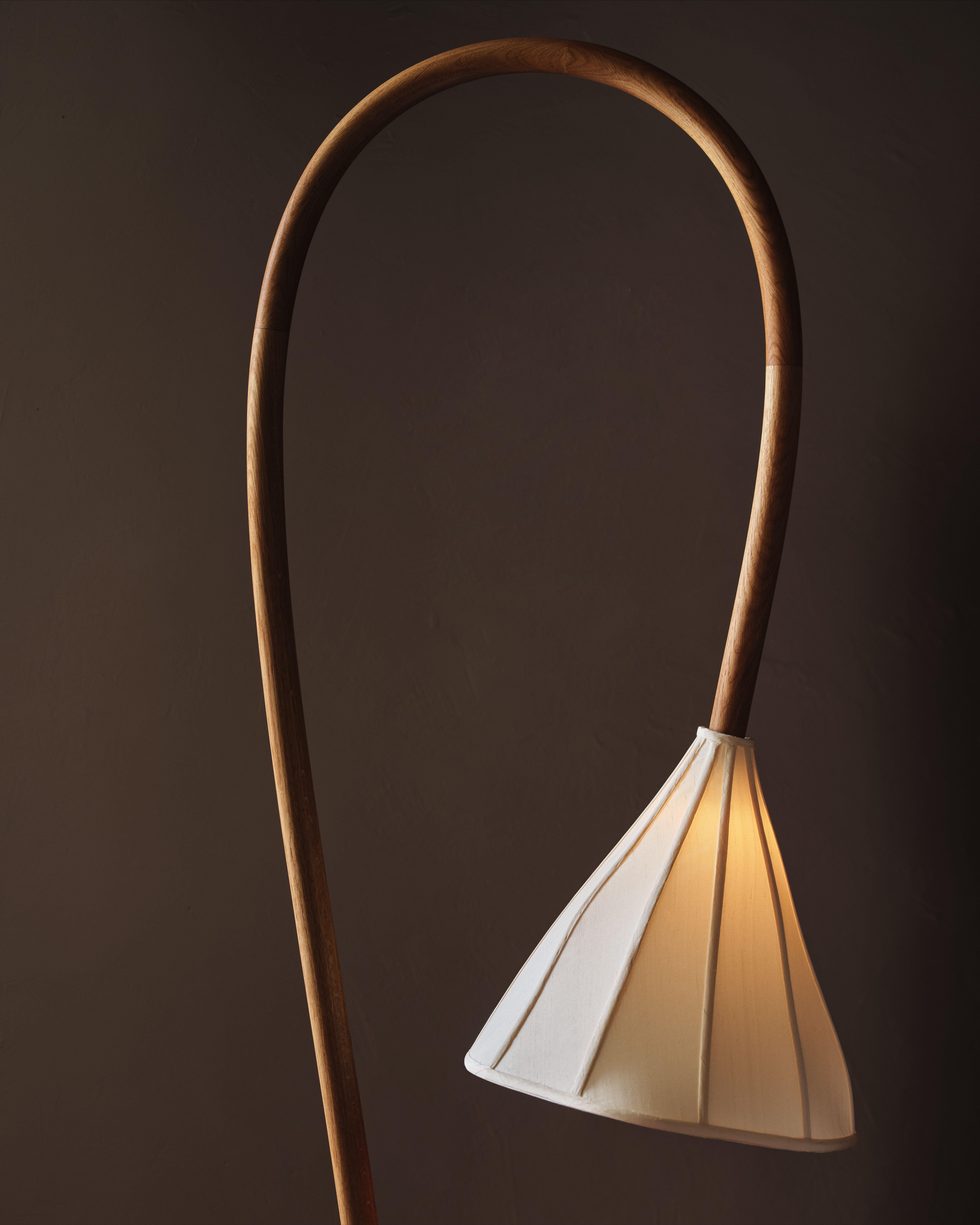 Lámpara de pie Anna Karlin Mulberry Cone en Nuevo estado para la venta en New York, NY
