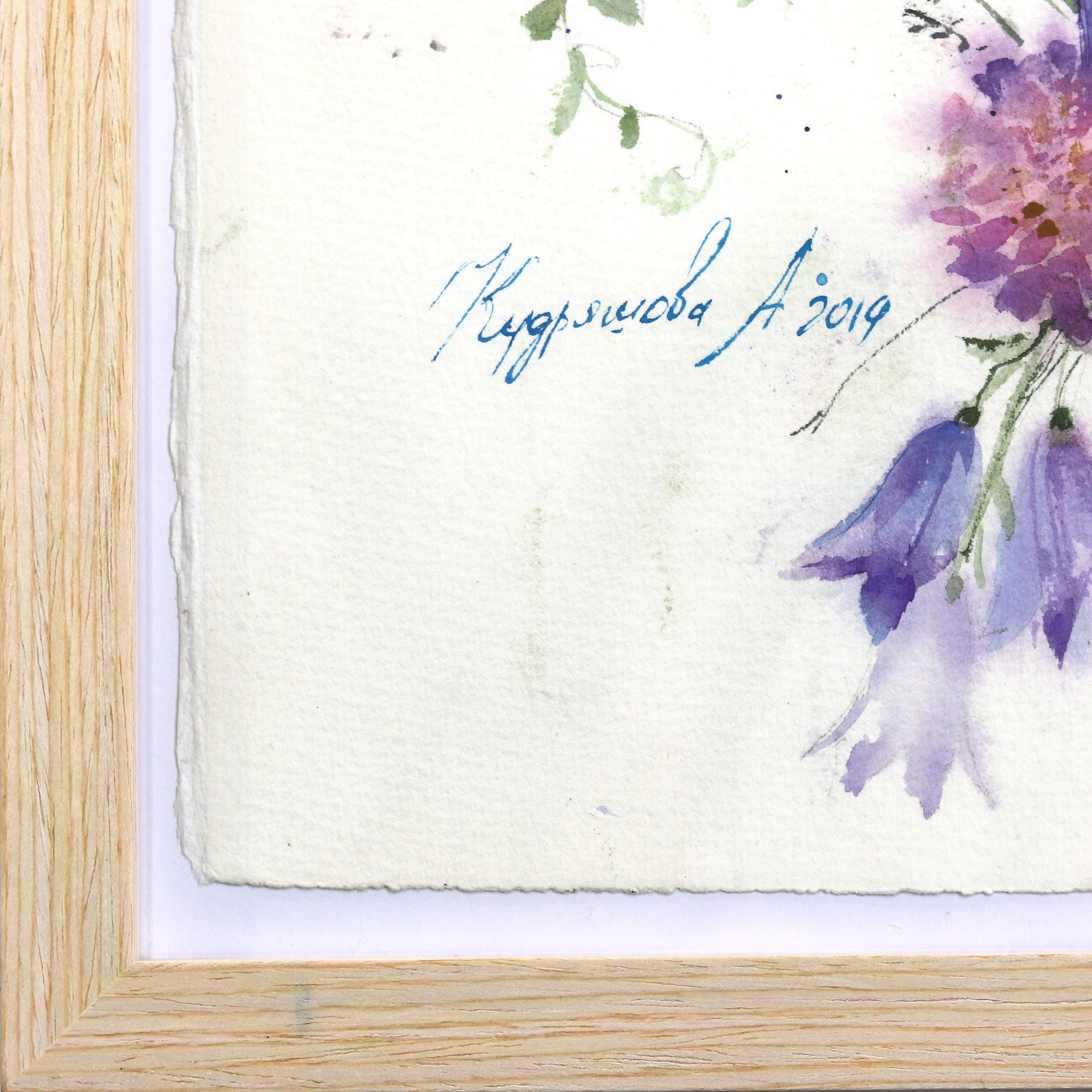 Bouquet di fiori selvatici - Natura morta rosa e viola - Quadro incorniciato ad acquerello in vendita 3