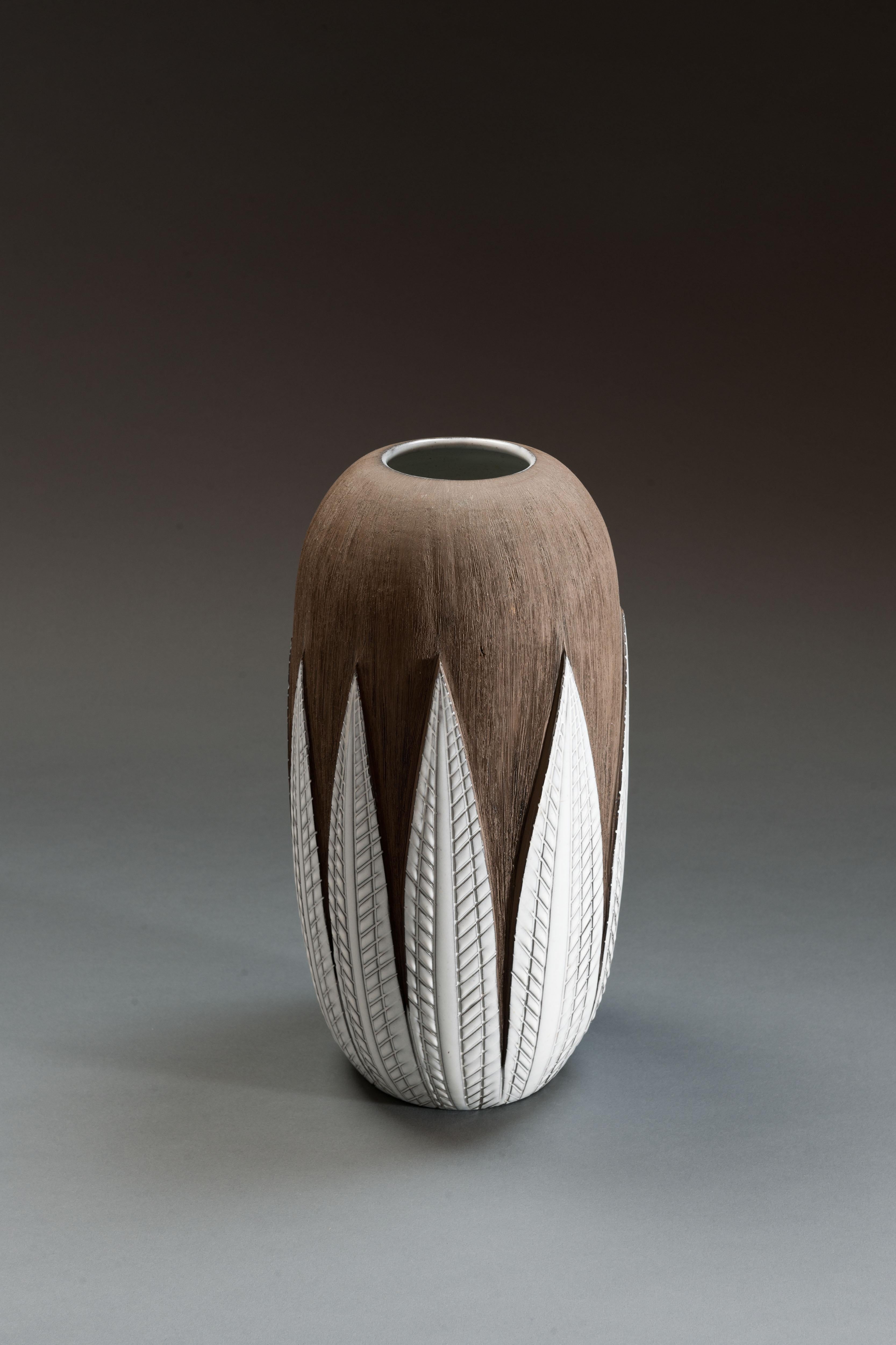 Anna-Lisa Thomson Ceramic 'Paprika' Vases (3) by Upsala Ekeby For Sale 1