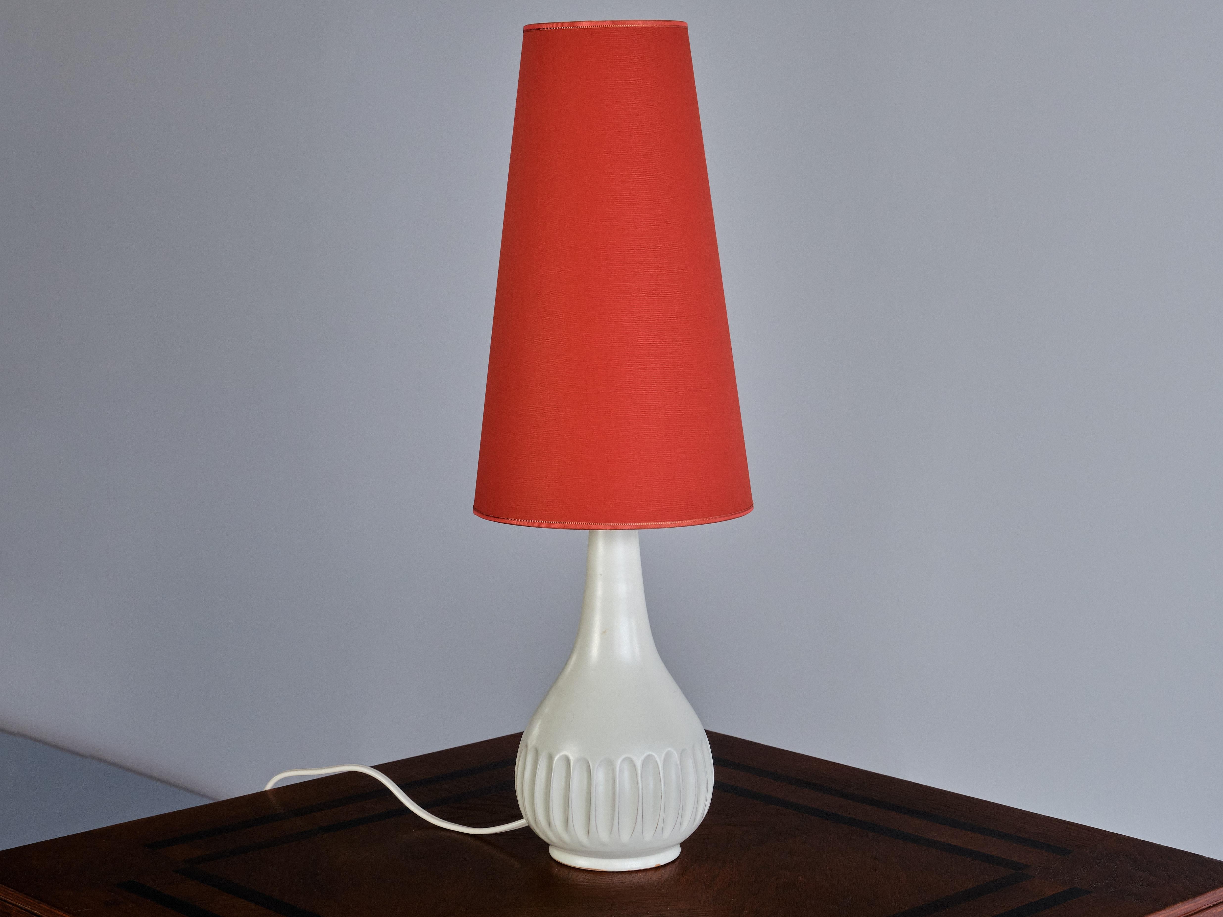 Lampe de table en céramique Anna-Lisa Thomson, Upsala-Ekeby, moderne suédoise, années 1940 en vente 1