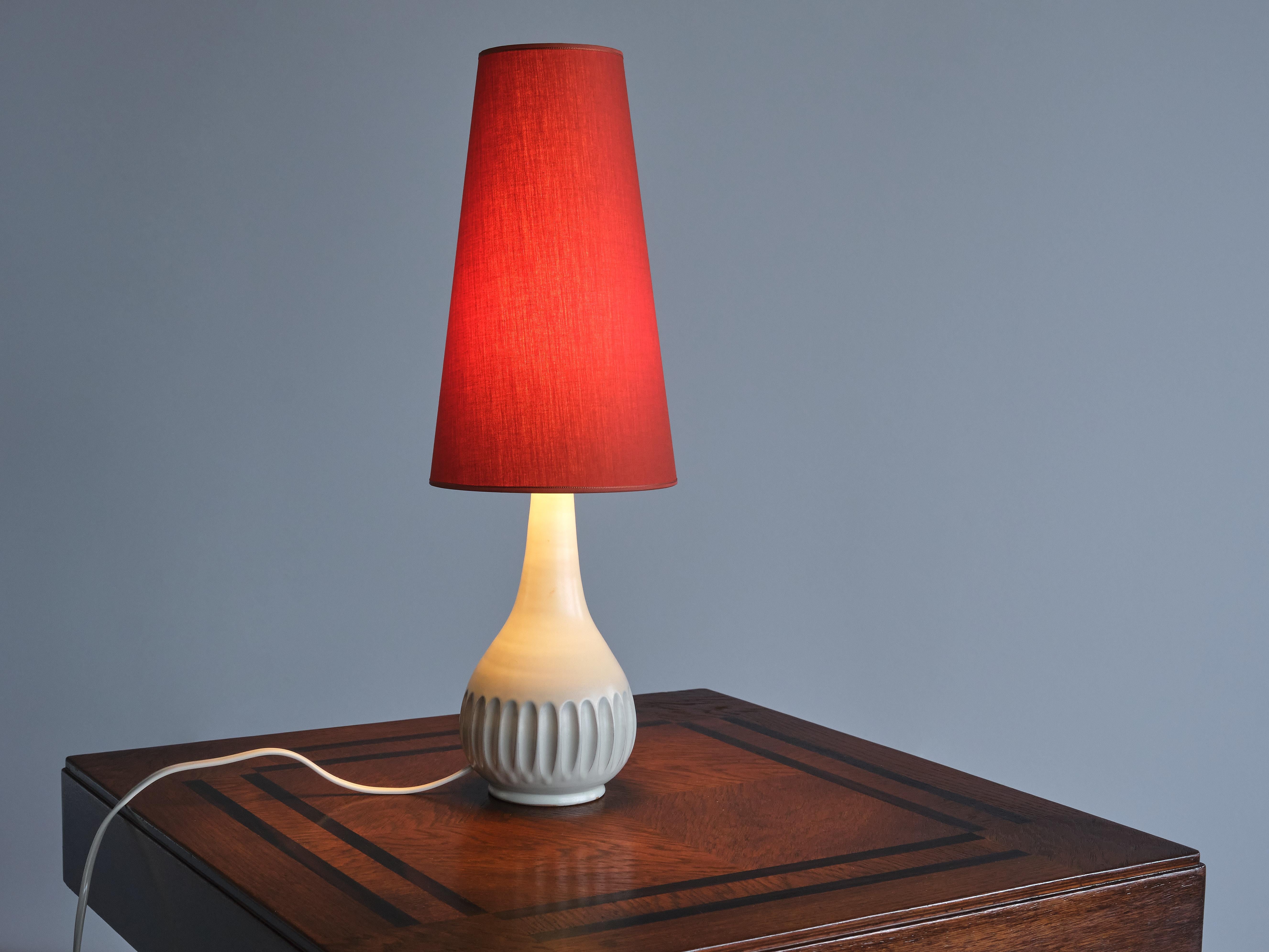 Lampe de table en céramique Anna-Lisa Thomson, Upsala-Ekeby, moderne suédoise, années 1940 en vente 2