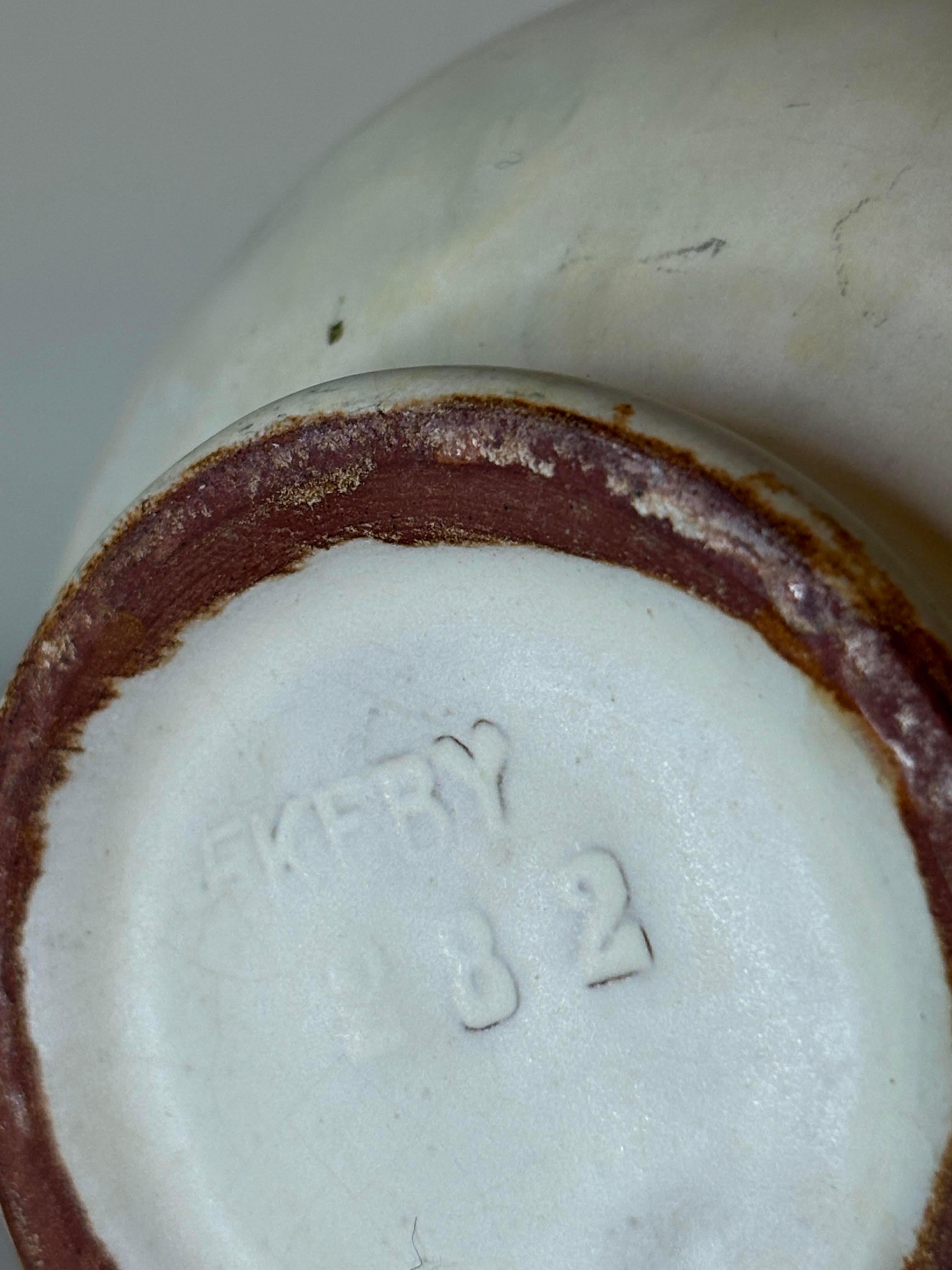 Milieu du XXe siècle Anna-Lisa Thomson pour Uppsala Vase en céramique Ekeby, Suède 1940s Modernité suédoise en vente