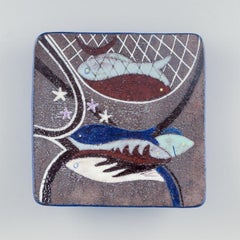 Anna-Lisa Thomson for Upsala-Ekeby. Ceramic dish with fish and starfish