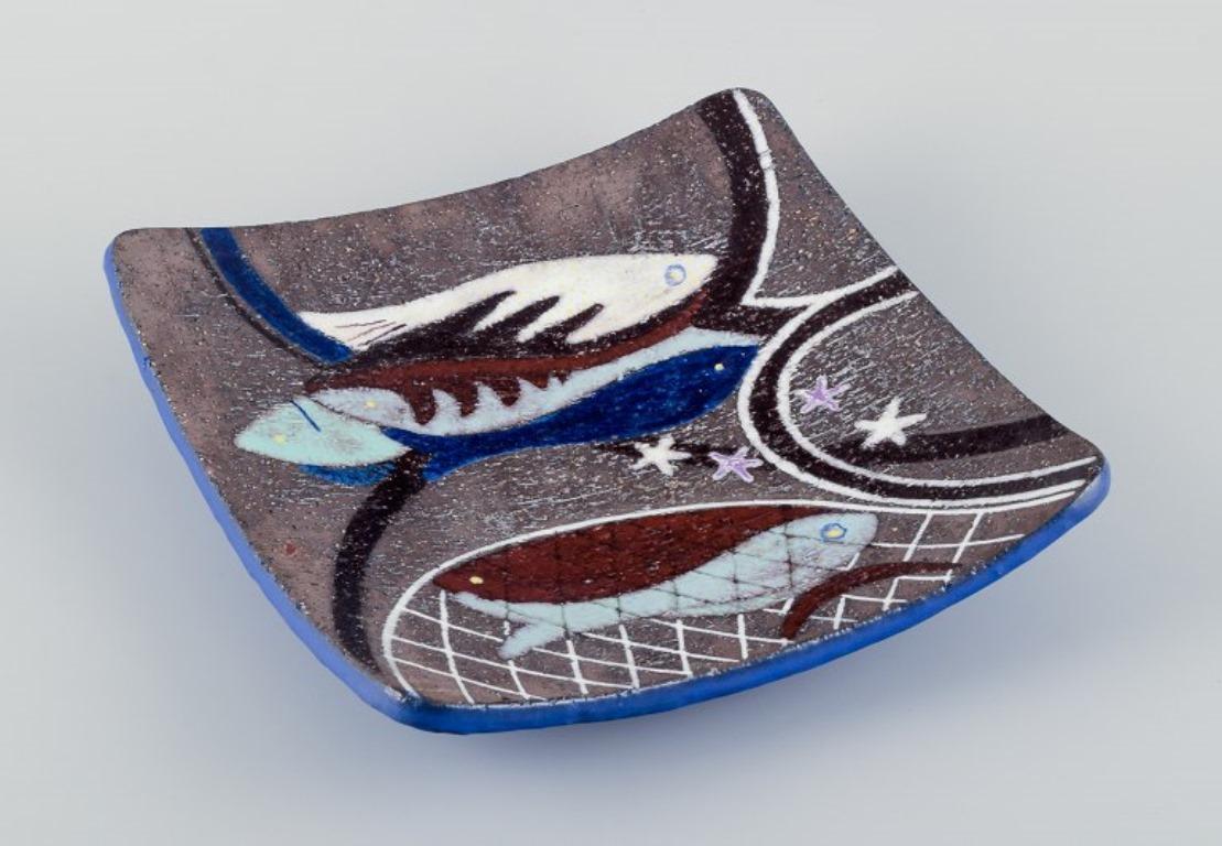 Anna-Lisa Thomson für Upsala-Ekeby. Keramikschale mit Fischen und Seesternen (Skandinavische Moderne) im Angebot