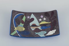 Anna Lisa Thomson for Upsala-Ekeby. Large "Spectra" ceramic dish.