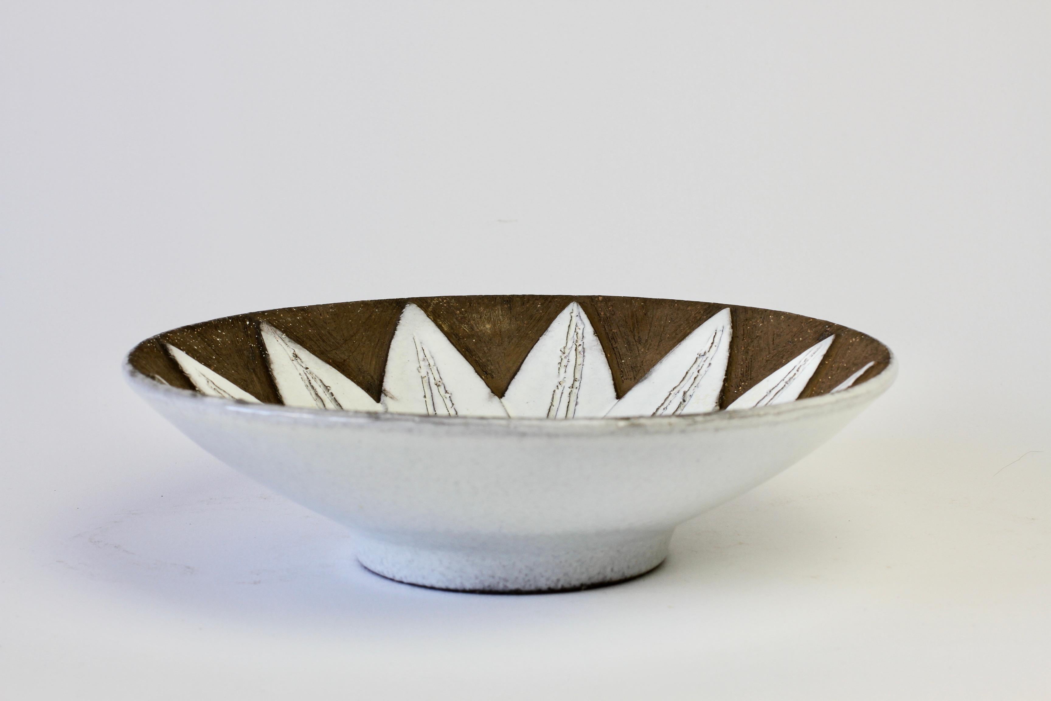 20th Century Anna Lisa Thomson for Upsala Ekeby Swedish Pottery Bowl or Dish, circa 1950s For Sale