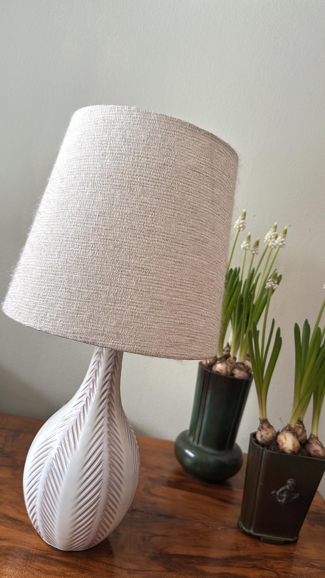 Mid-Century Modern Lampe de table en céramique émaillée Anna-Lisa Thomson par Upsala Ekeby, Suède, années 1940 en vente