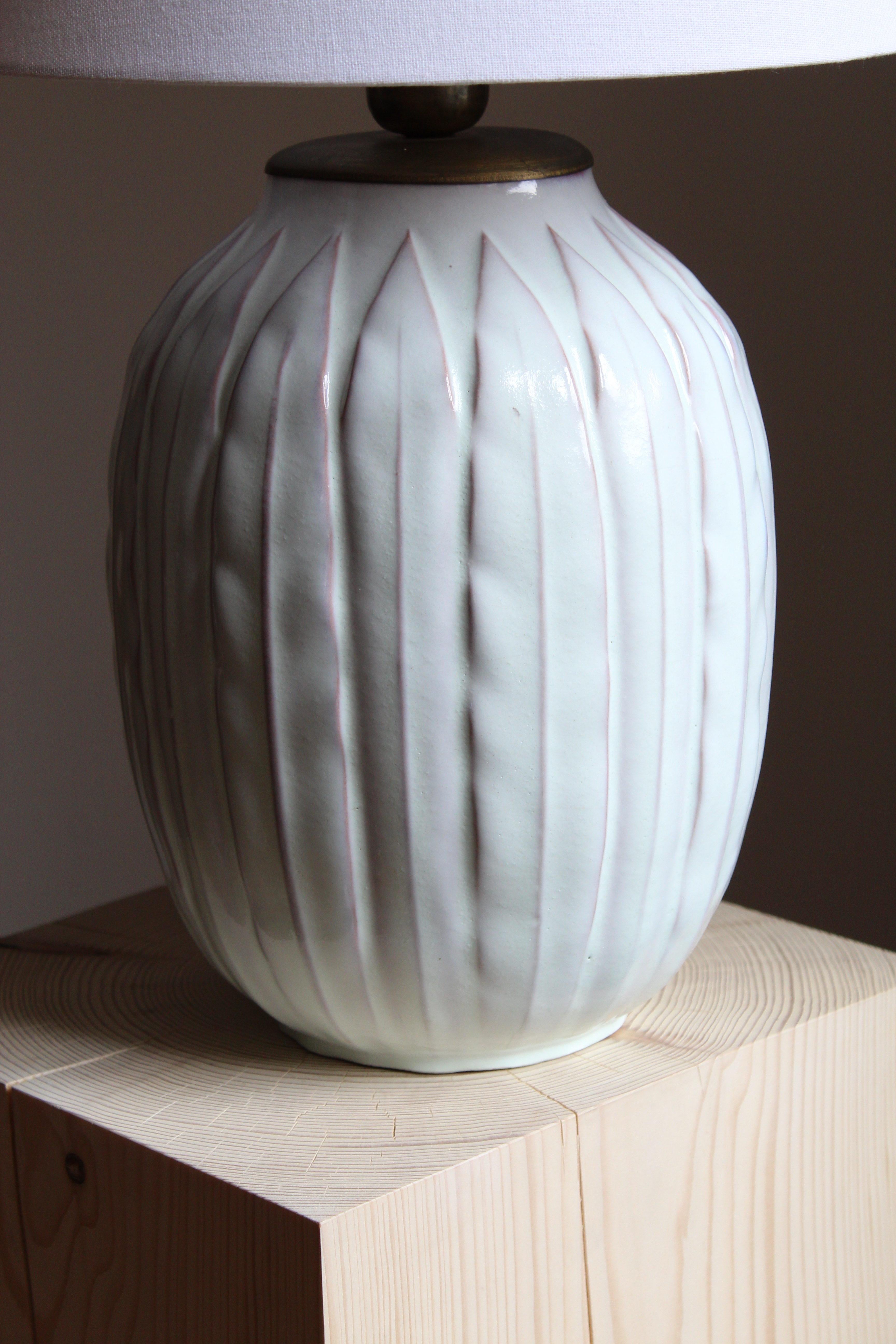 Scandinavian Modern Anna-Lisa Thomson, Large Table lamp, Glazed Stoneware, Upsala-Ekeby Sweden 1940s