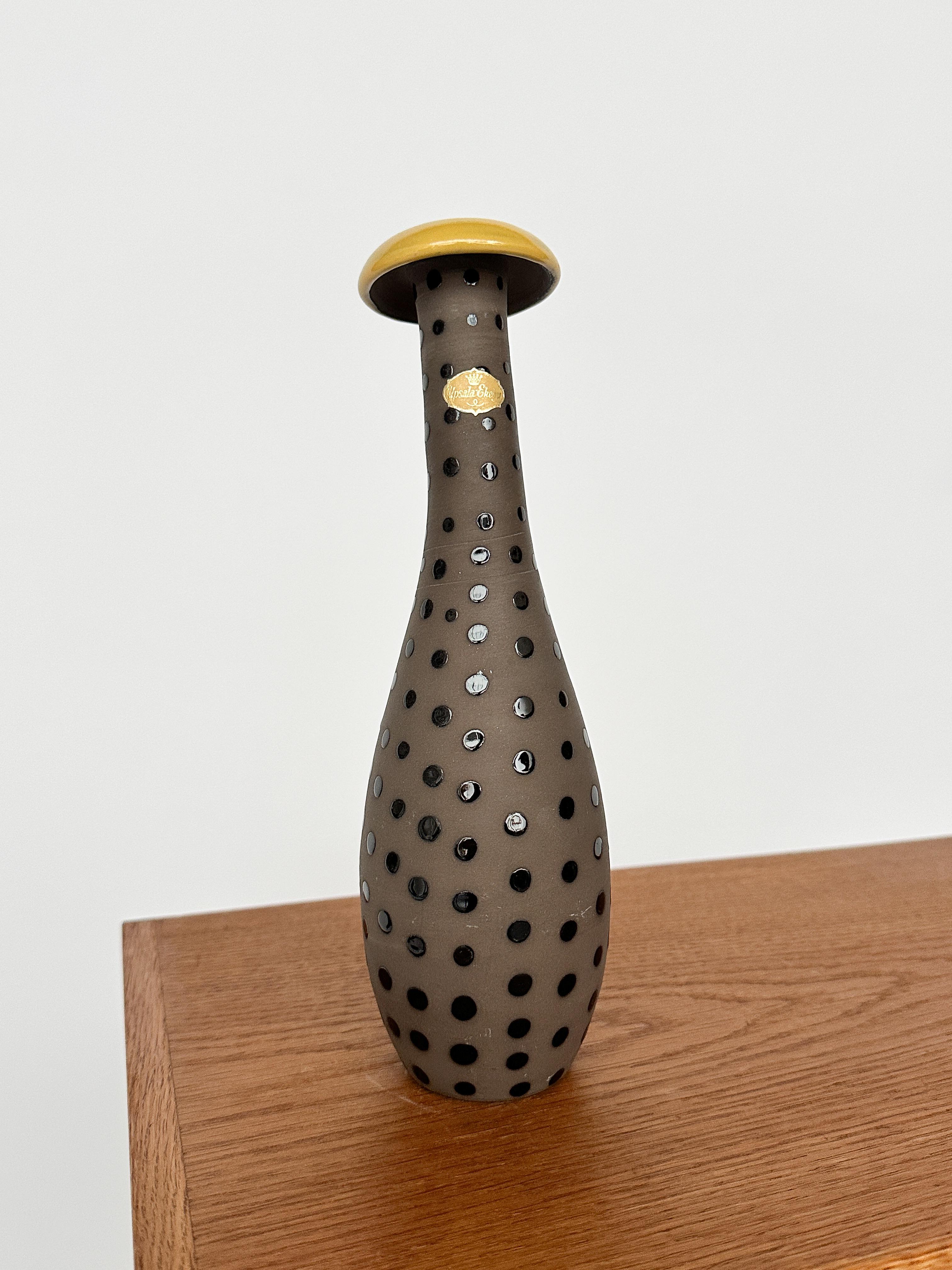 Scandinavian Modern Anna Lisa Thomson Marina Vase Upsala Ekeby Anemone 1950s Polka Dots For Sale