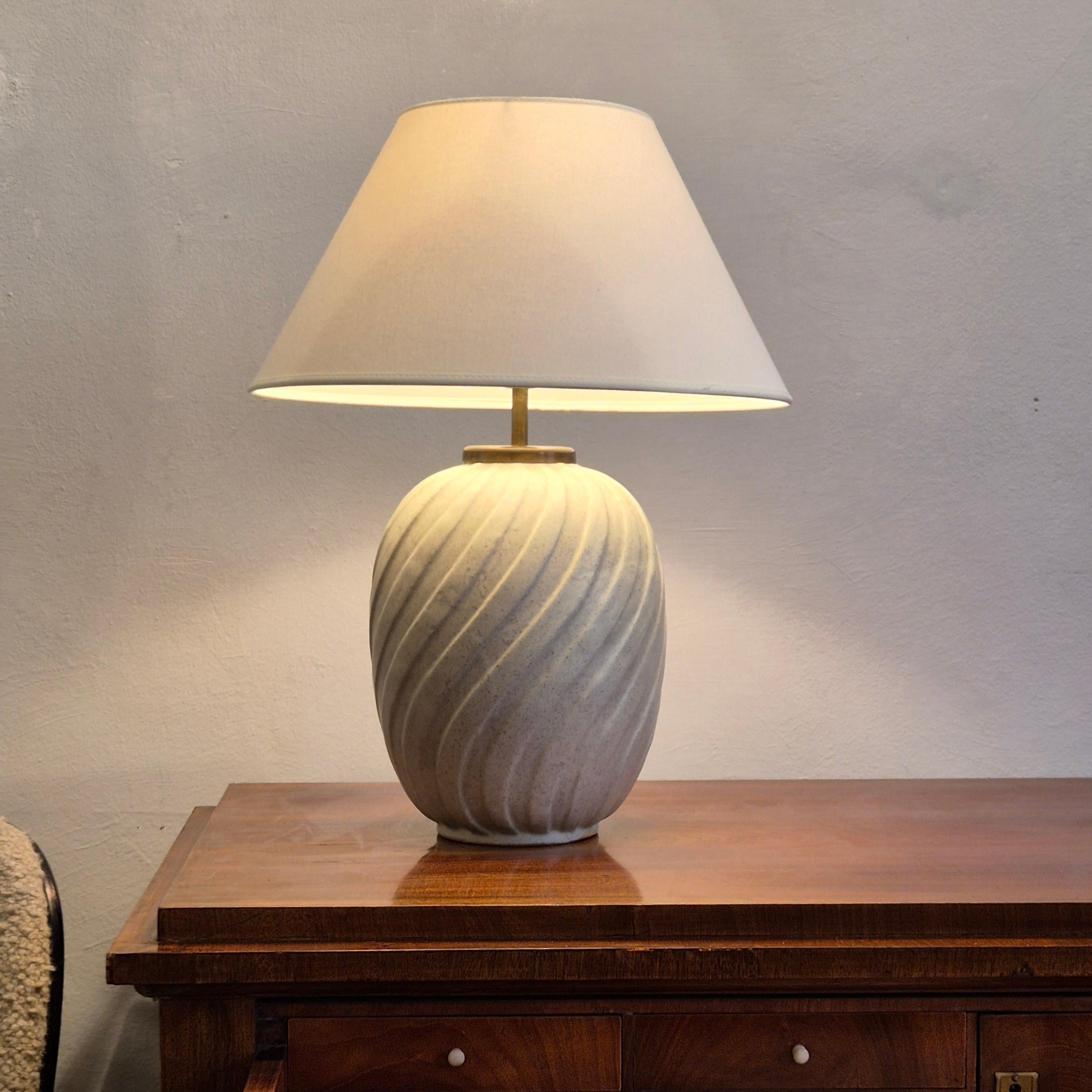 Ceramic Anna-Lisa Thomson, table lamp, Ekeby, Swedish Modern 1940/50s. For Sale