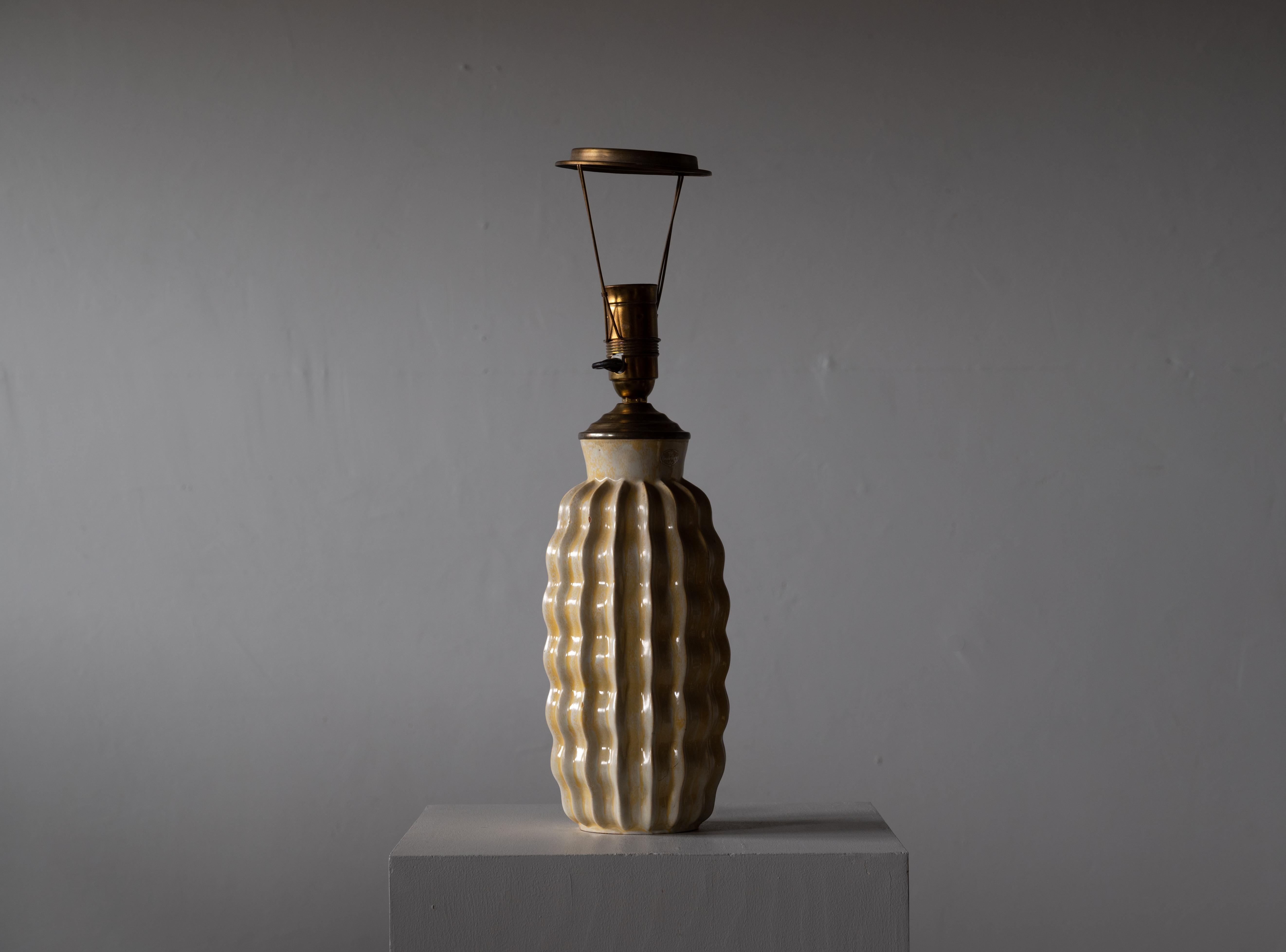 Mid-20th Century Anna-Lisa Thomson, Table Lamp, Glazed Ceramic, Upsala-Ekeby, Sweden, 1940s