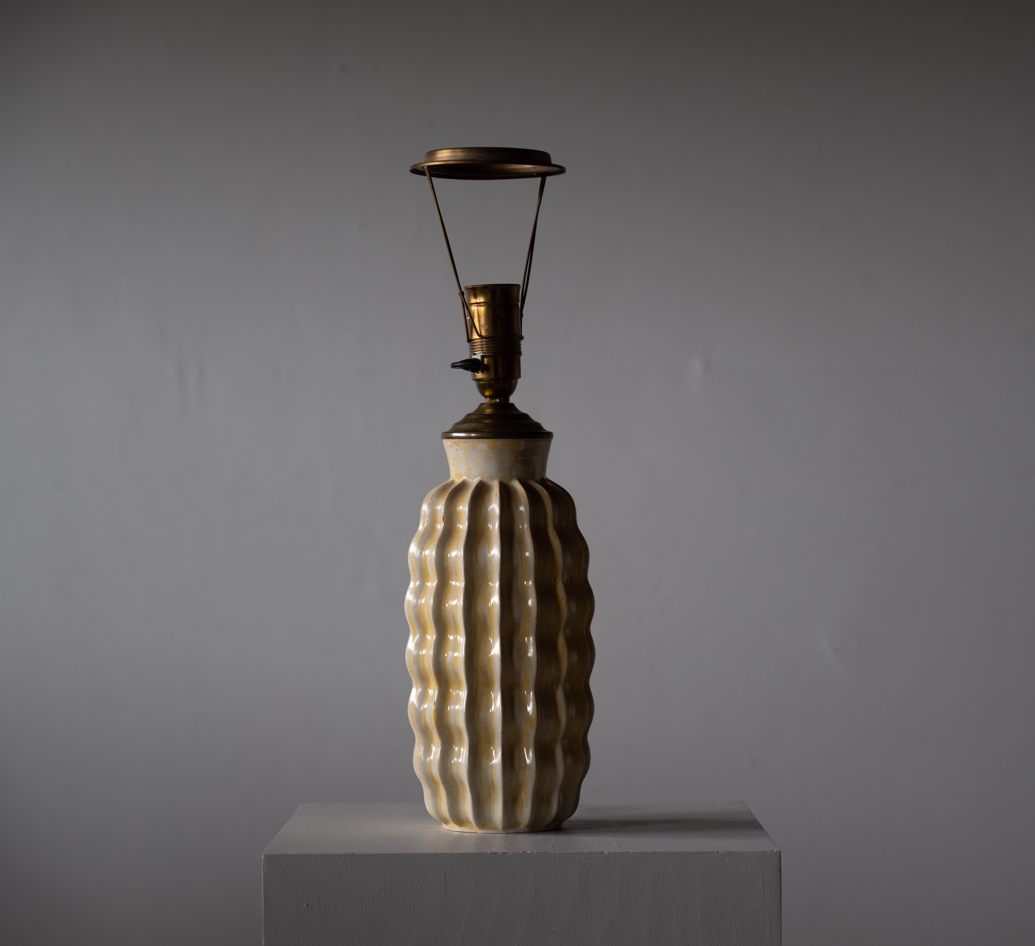 Earthenware Anna-Lisa Thomson, Table Lamp, Glazed Ceramic, Upsala-Ekeby, Sweden, 1940s