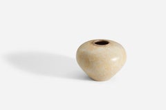 Anna-Lisa Thomson, Vase, Ceramic, Upsala-Ekeby Sweden 1940s