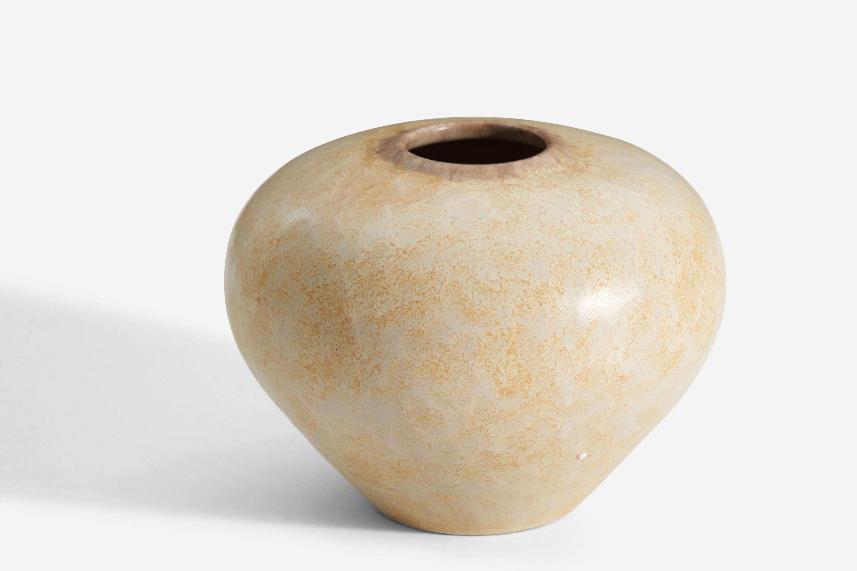 Swedish Anna-Lisa Thomson, Vase, Beige-Glazed Ceramic, Upsala-Ekeby Sweden 1940s For Sale