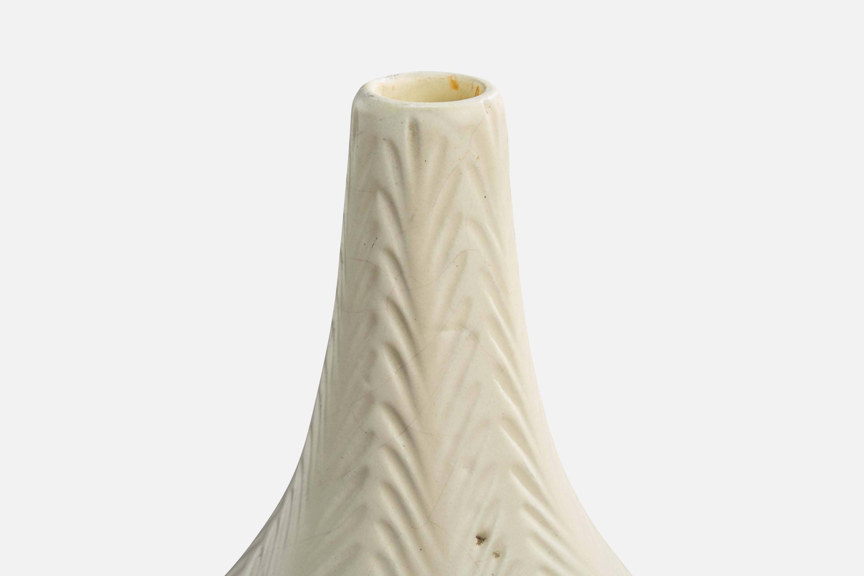 Metà XX secolo Anna Lisa Thomson, Vase, Earhenware, Sweden, 1930s in vendita
