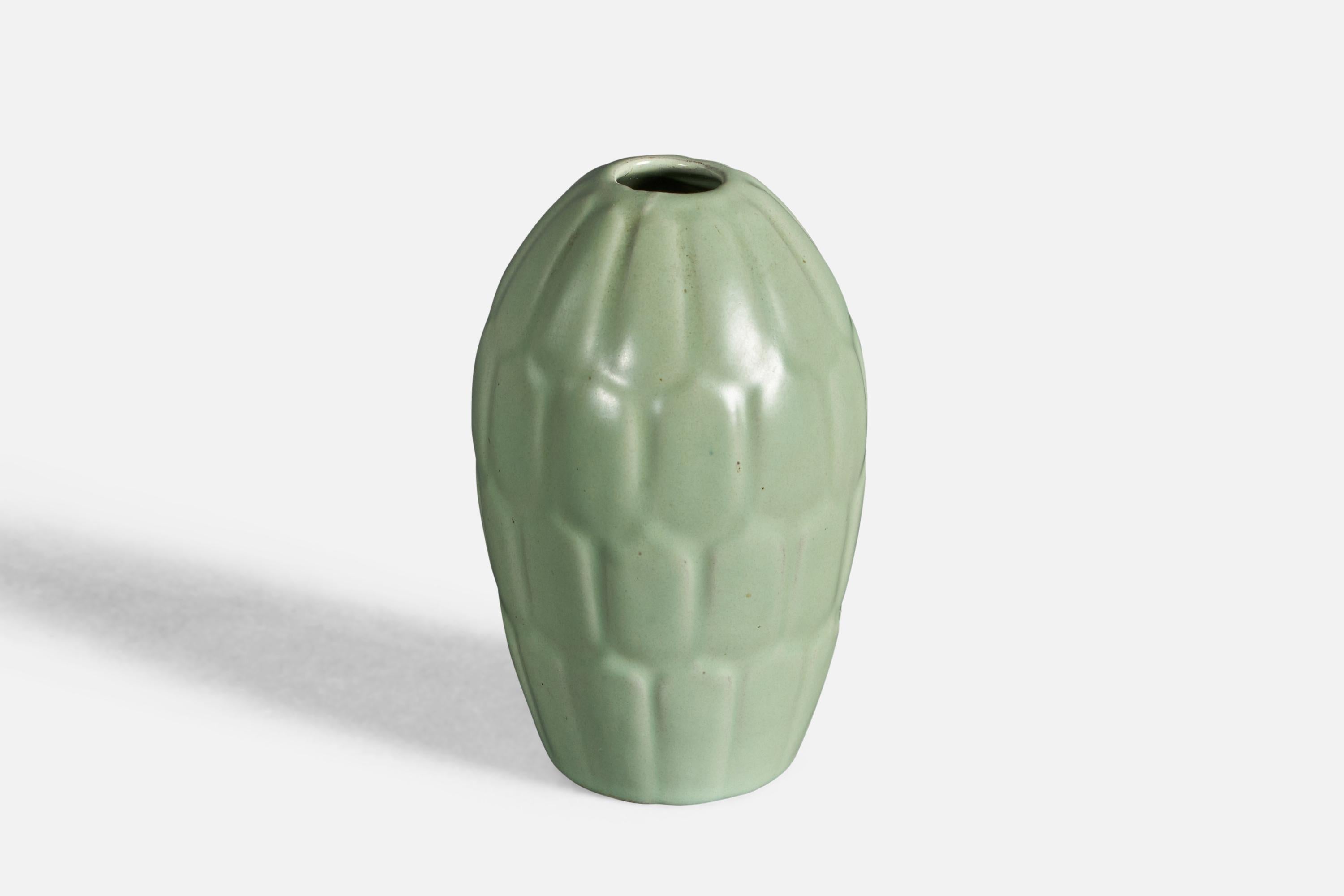 Anna-Lisa Thomson, Vase, Earthenware, 1930s In Good Condition For Sale In High Point, NC