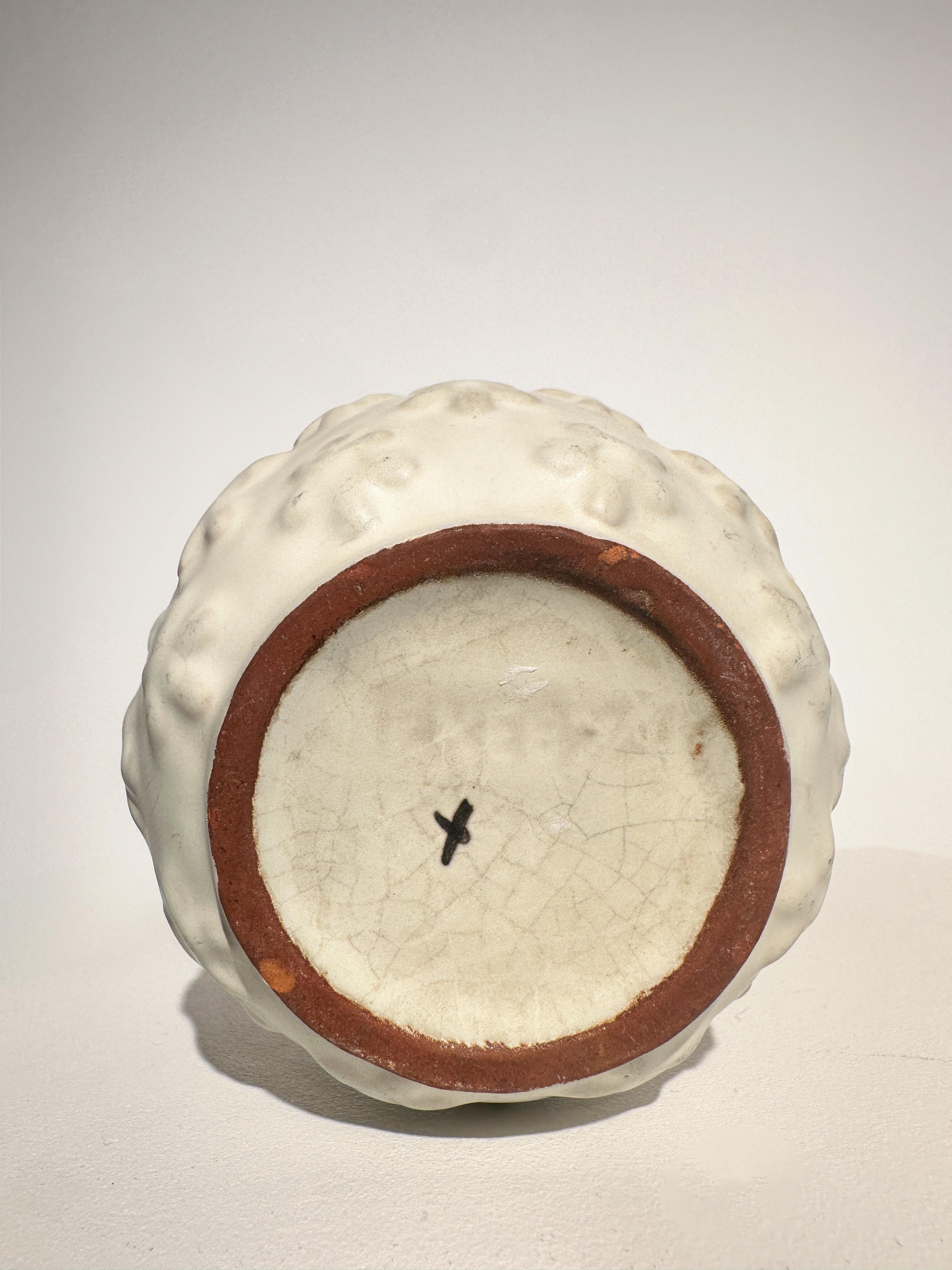 Anna Lisa Thomson Vase Ekeby Sweden Flower Relief White Glaze15  1930s For Sale 2