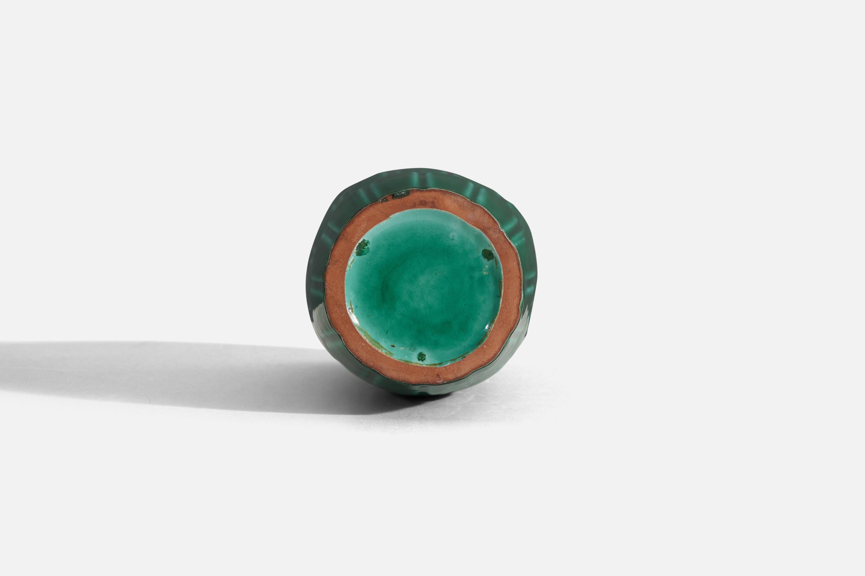Organique Vase Anna-Lisa Thomson, en faïence émaillée verte, Upsala-Ekeby Suède, années 1940 en vente