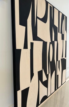 Abstract Beige & Black B52