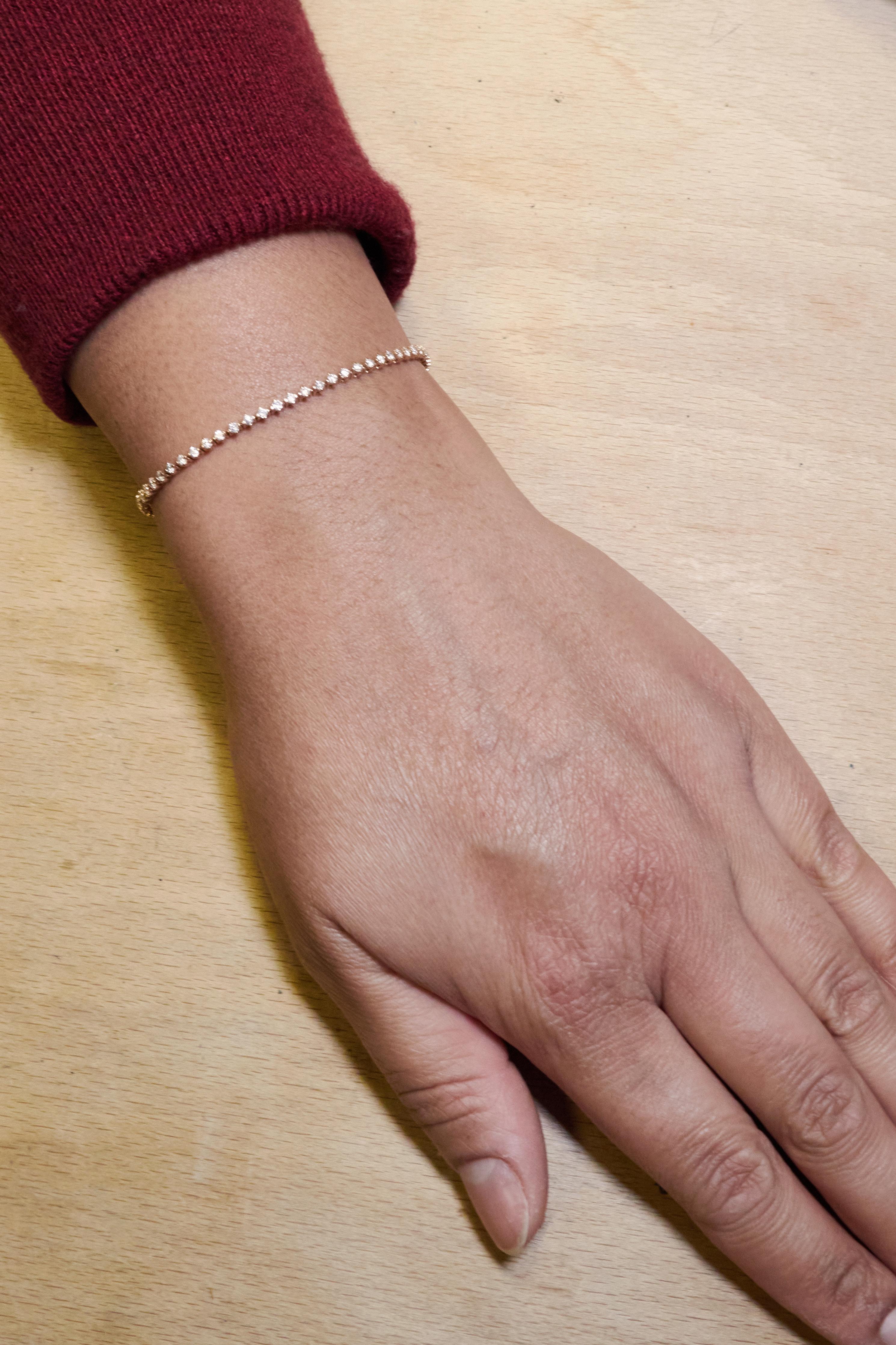 Taglio brillante Anna Penelope Mini Bracciale Tennis con diamanti e oro rosa 18 carati in vendita