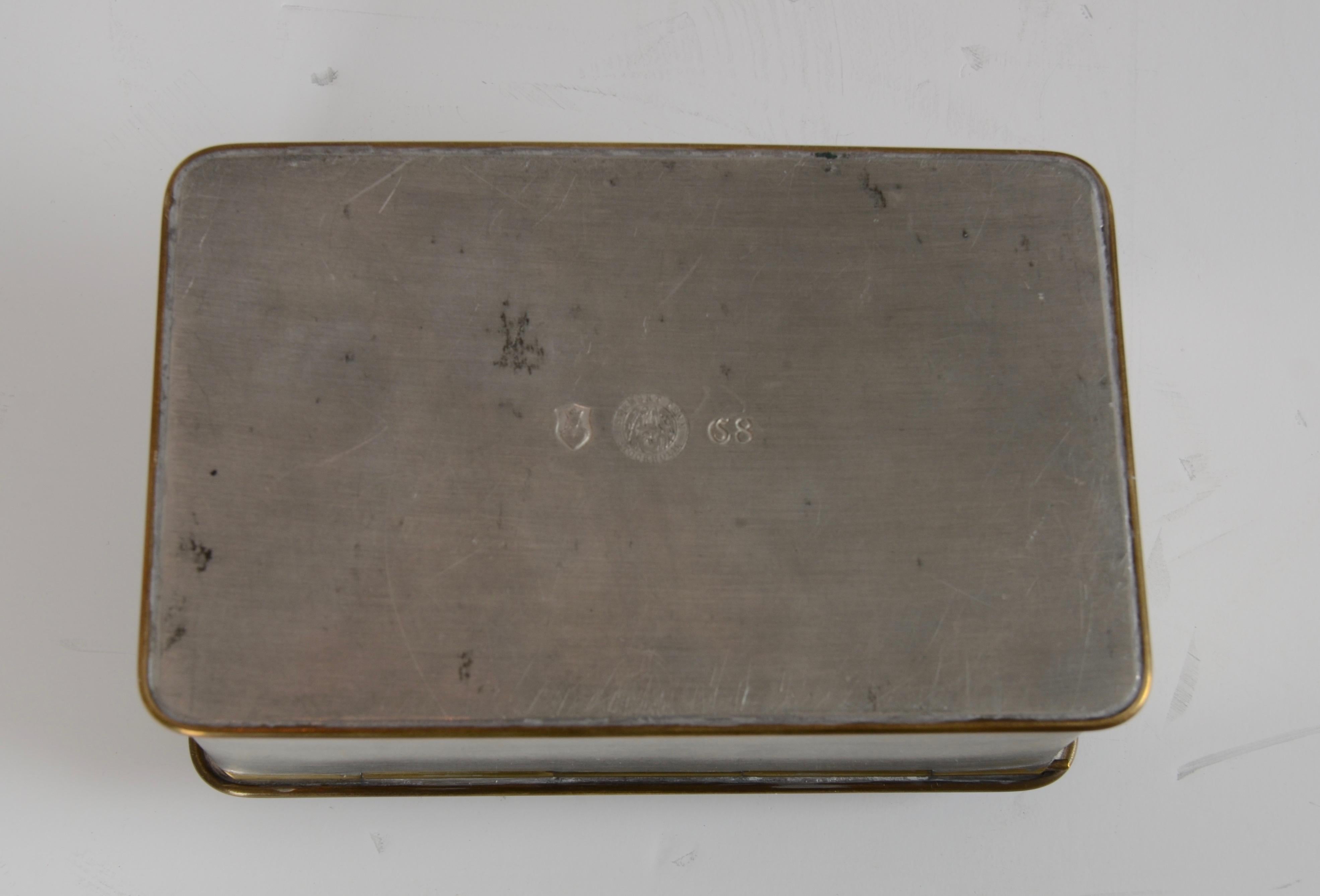 Anna Petrus, Caja de peltre, Firma Svenskt Tenn, 1929 Sueco en venta
