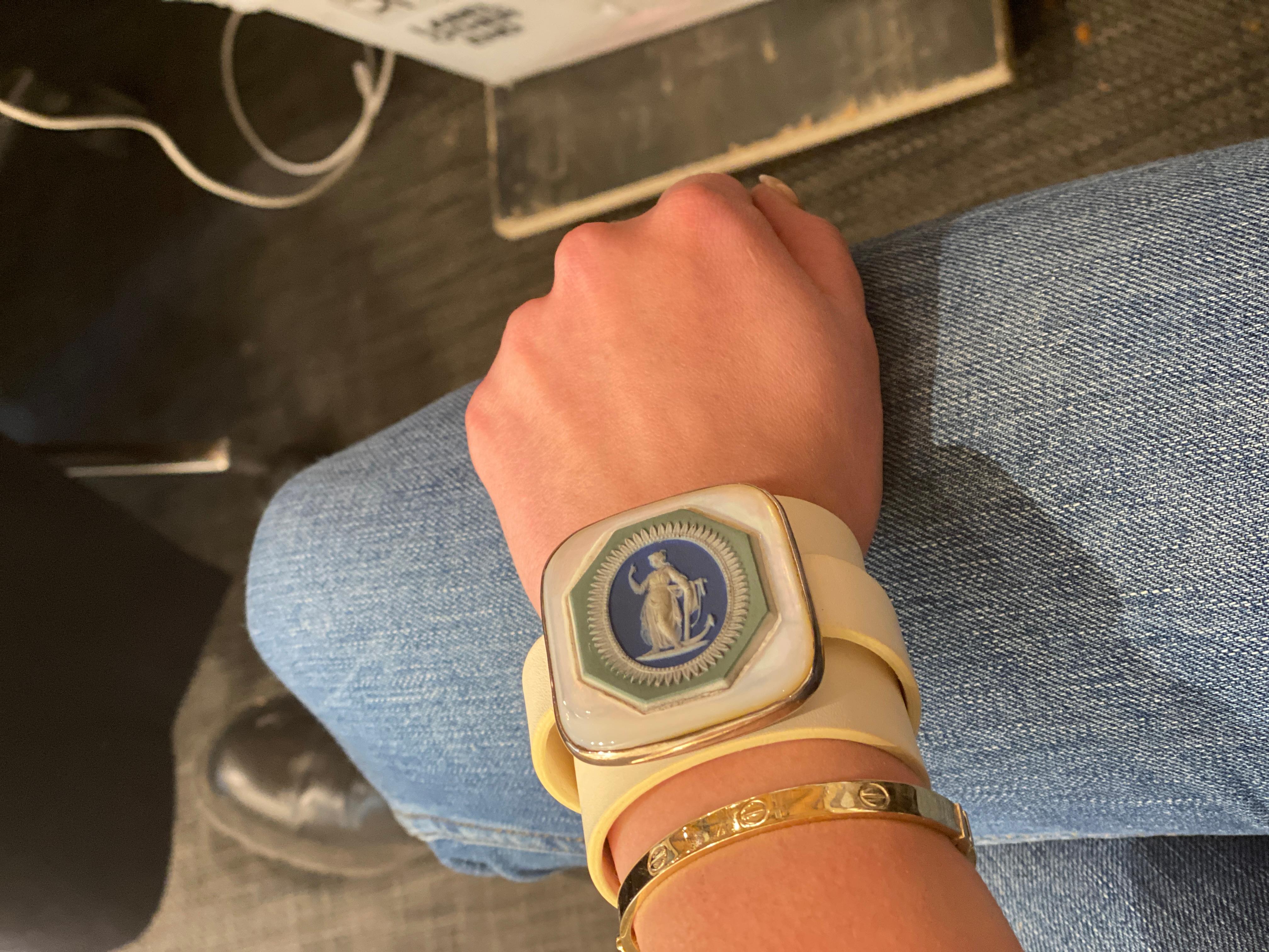 Anna Porcu 19th Century Unique Wedgewood Hope Cameo Bracelet For Sale 3