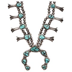 Anna Sheffield, collier fleur de saule en argent sterling, turquoise et diamant gris