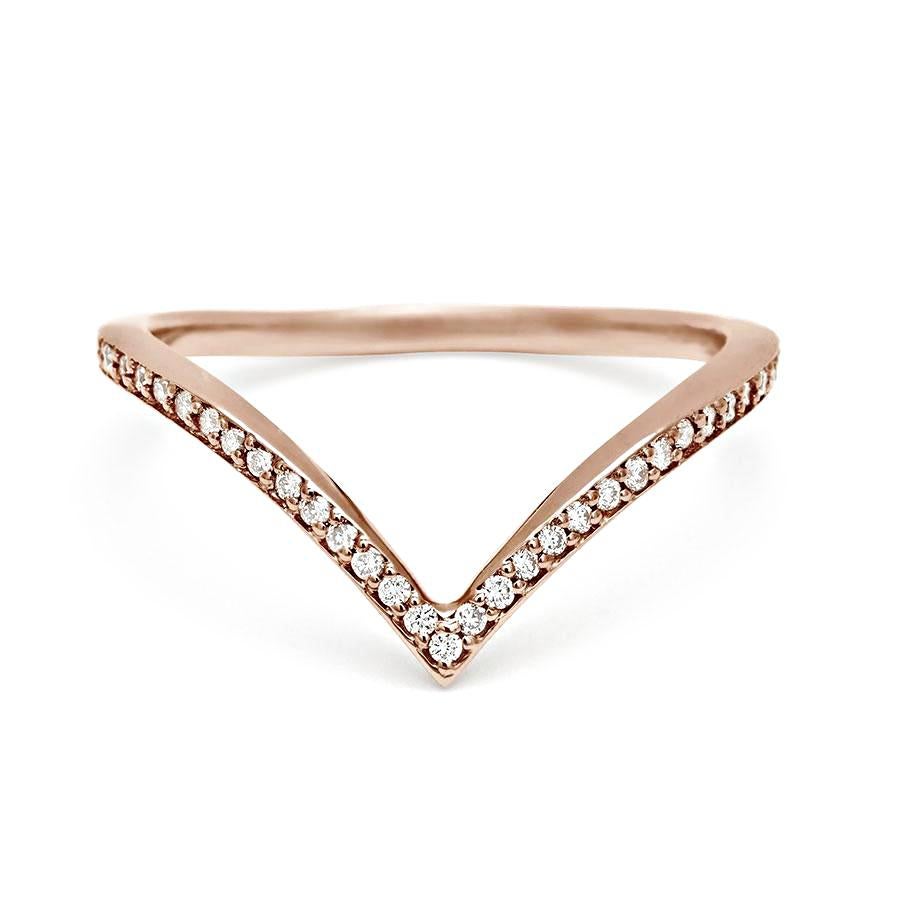 0.165ctw white diamonds in 14k yellow, rose, or white gold.

A sweeping band of V-shaped warm yellow gold brings dynamic elegance to this diamond dusted Chrysalis band, inlaid with radiant diamonds.
