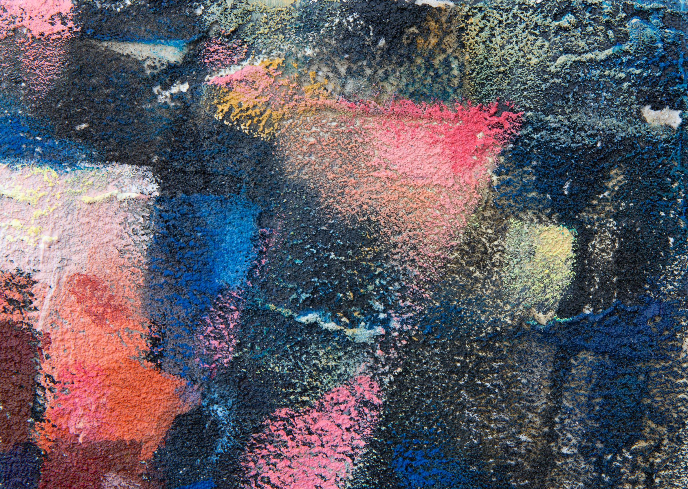 Un secret de deux. Portrait figuratif, Venise, carnaval, masque, horizontal en vente 3