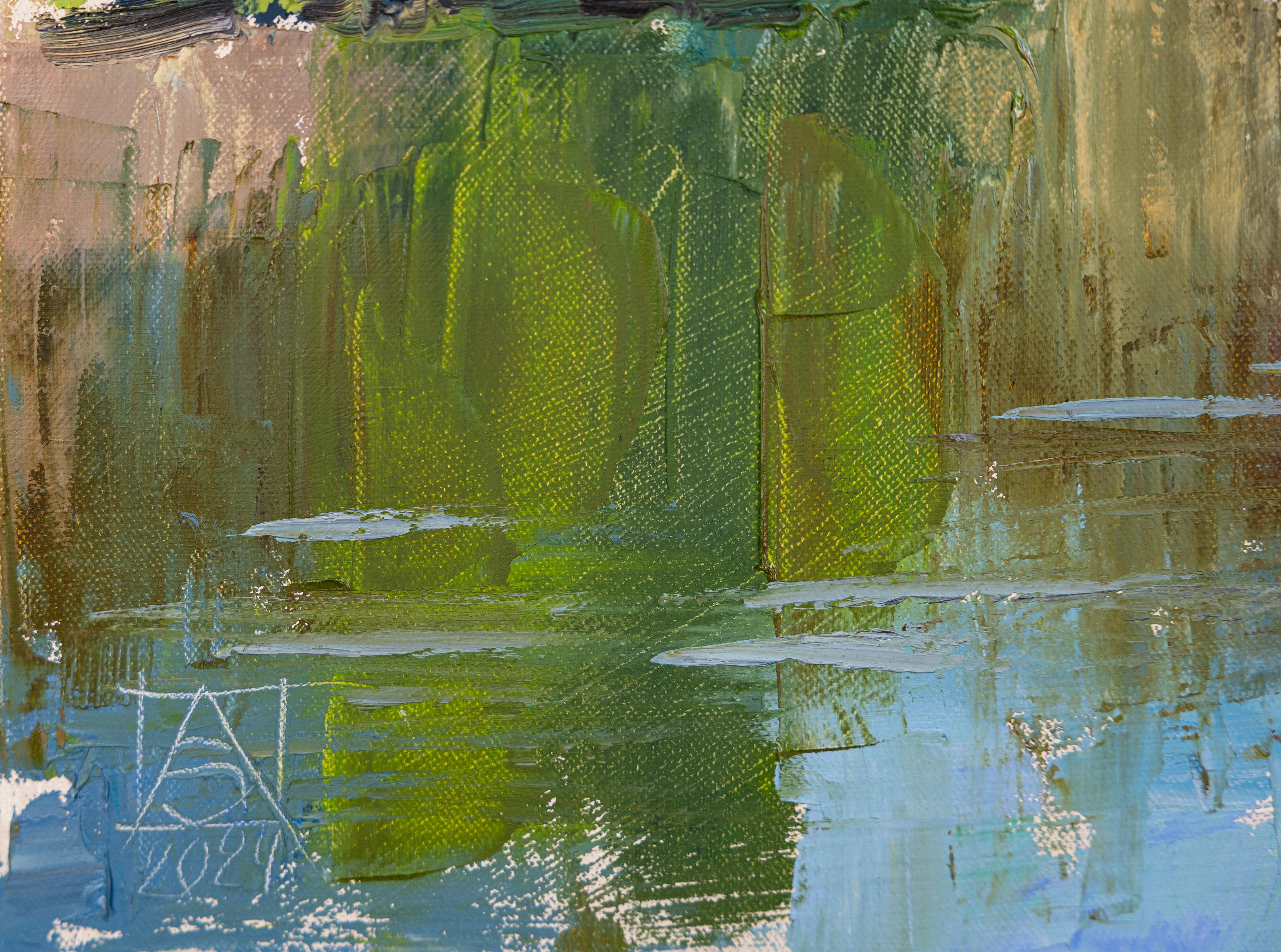 Old Town. Landscape in oil with lake, mountains and houses. Impressionism. - Gray Landscape Painting by Anna Shesterikova