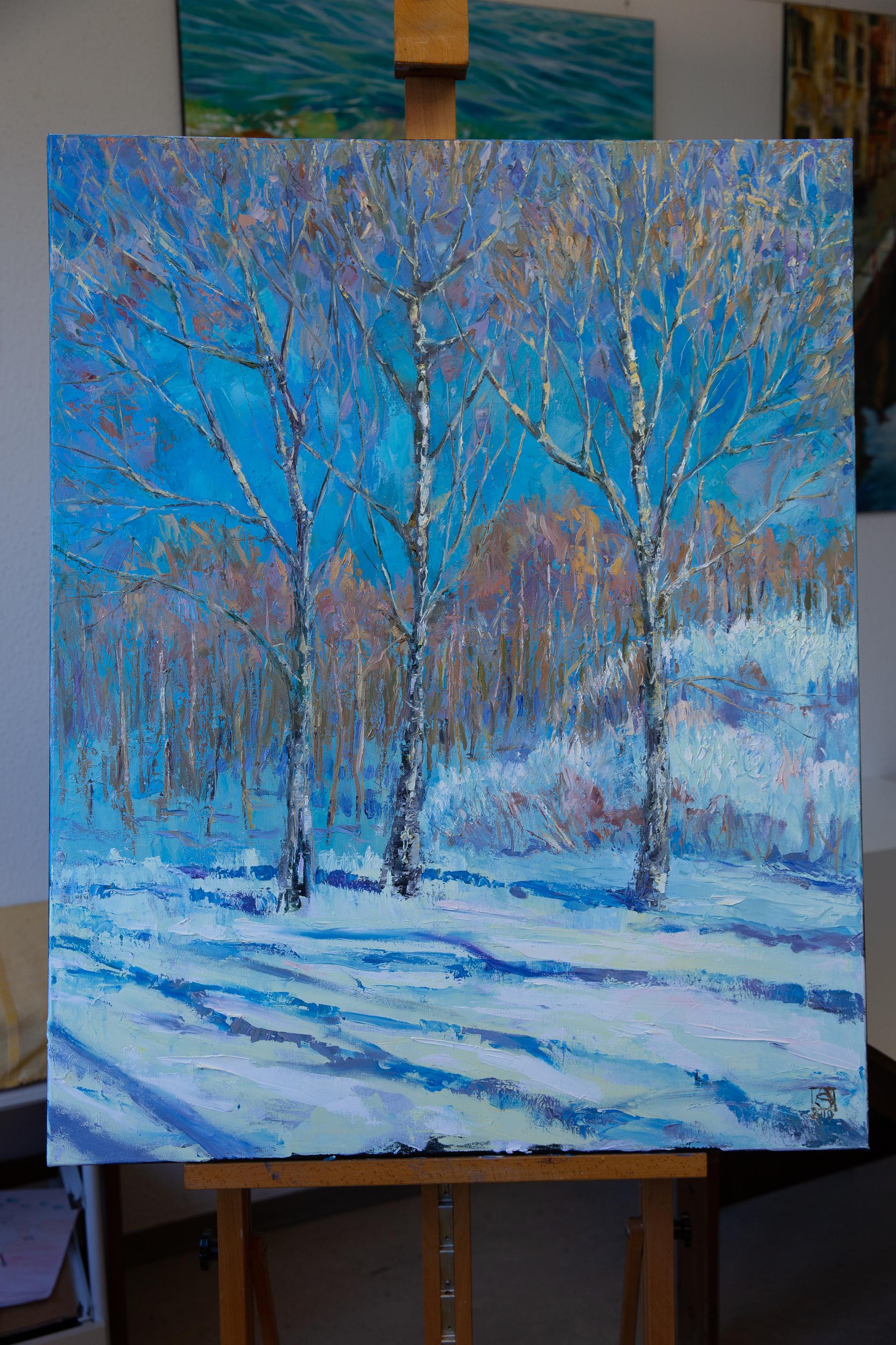 Der Frühling kommt bald. Landschaft, Impressionismus, Öl, Winter, Bäume, vertikal, groß (Blau), Landscape Painting, von Anna Shesterikova
