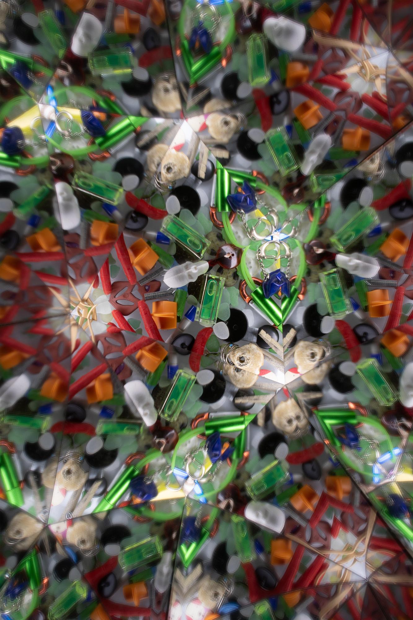 Anna Tas Color Photograph - "In Praise of Entropy (Untitled #10)", Lenticular transition, Kaleidoscope photo